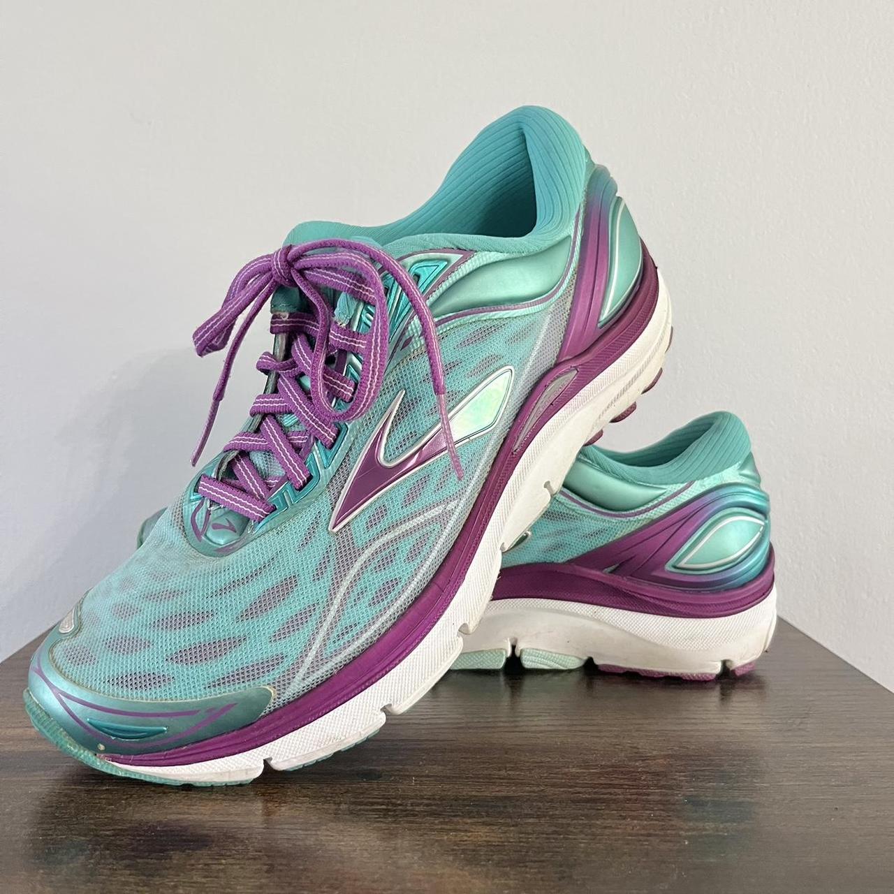 Brooks Women's Blue and Purple Trainers | Depop