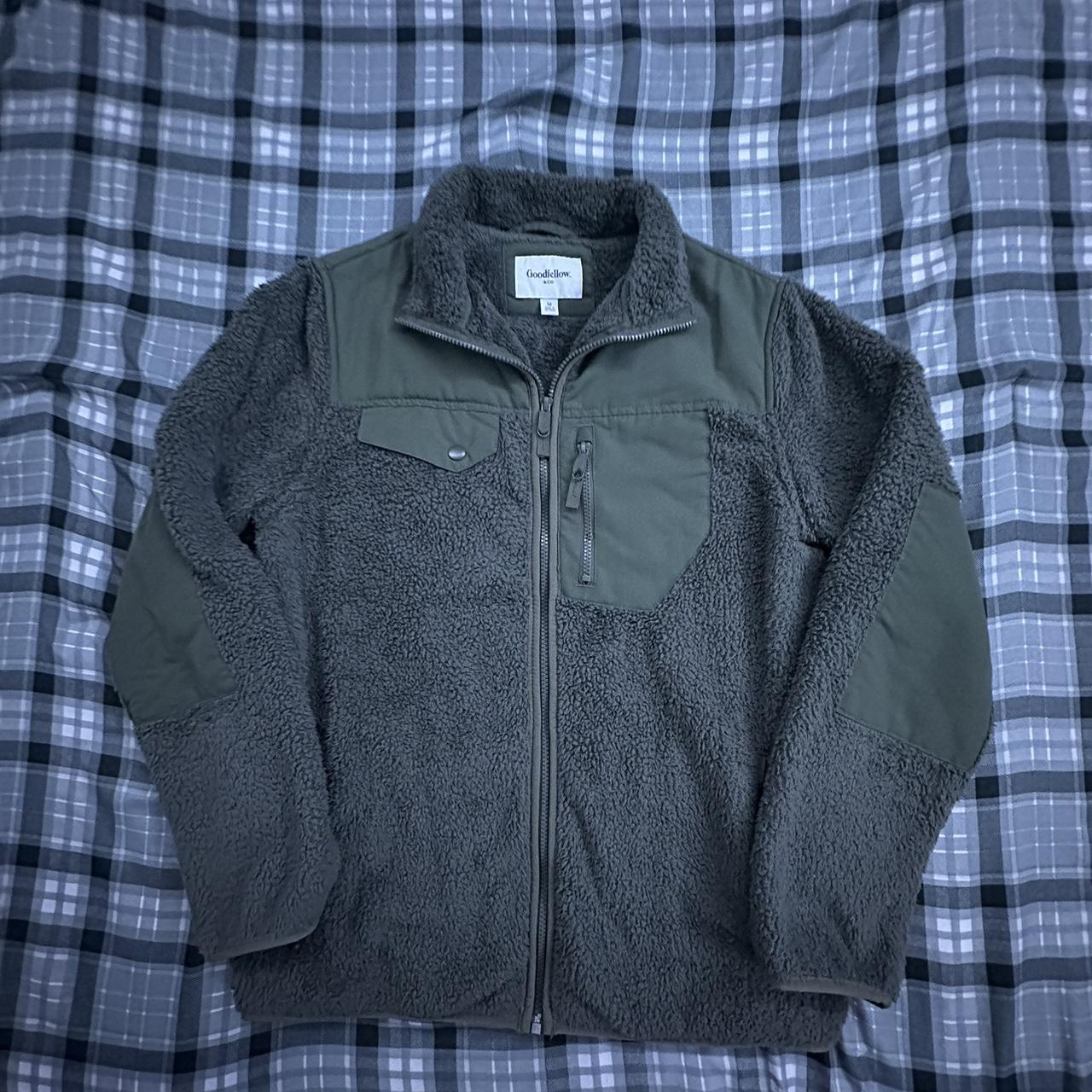 Goodfellow Fleece jacket Great jacket, Comfy, fitted... - Depop