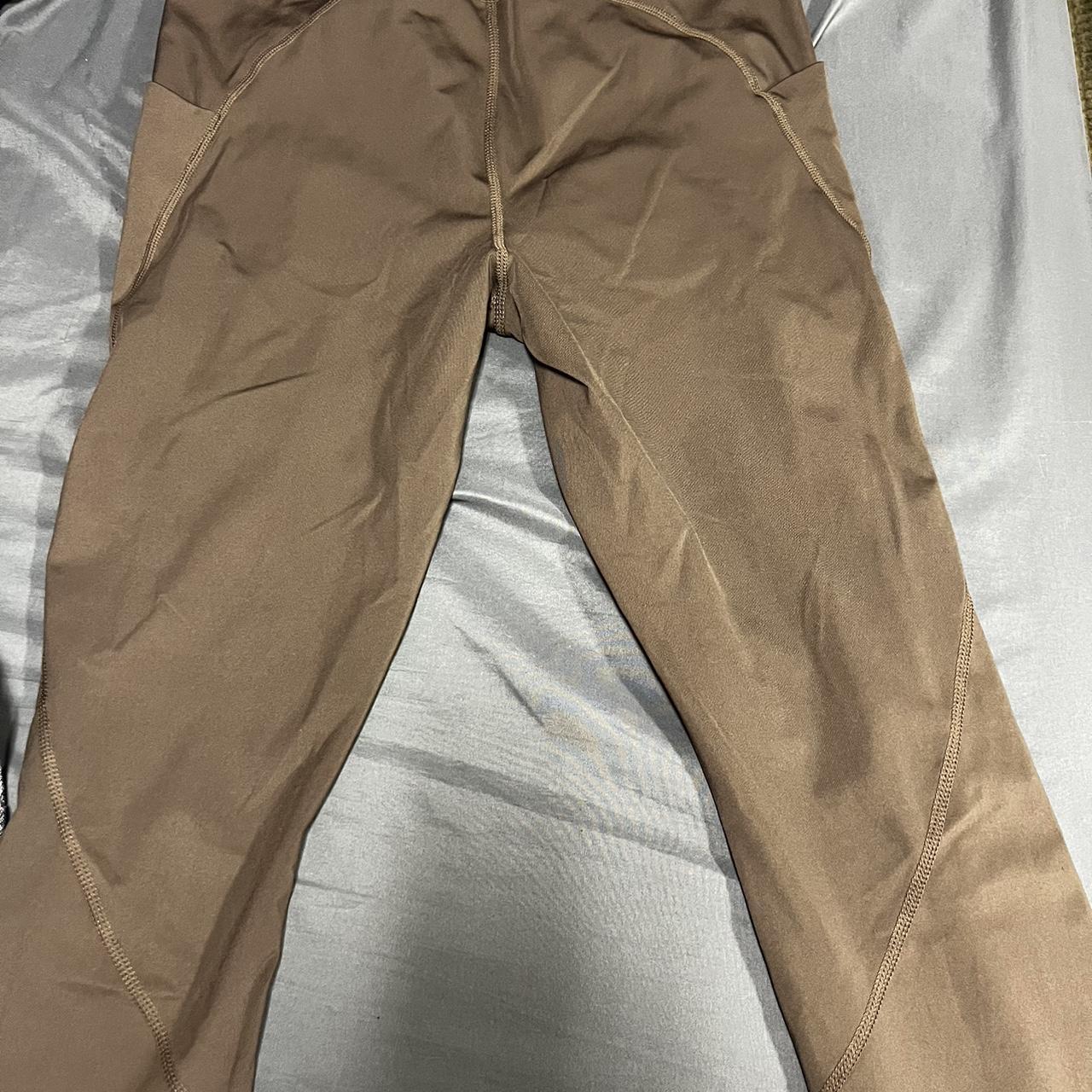 Brown workout leggings! medium waisted Size large - Depop