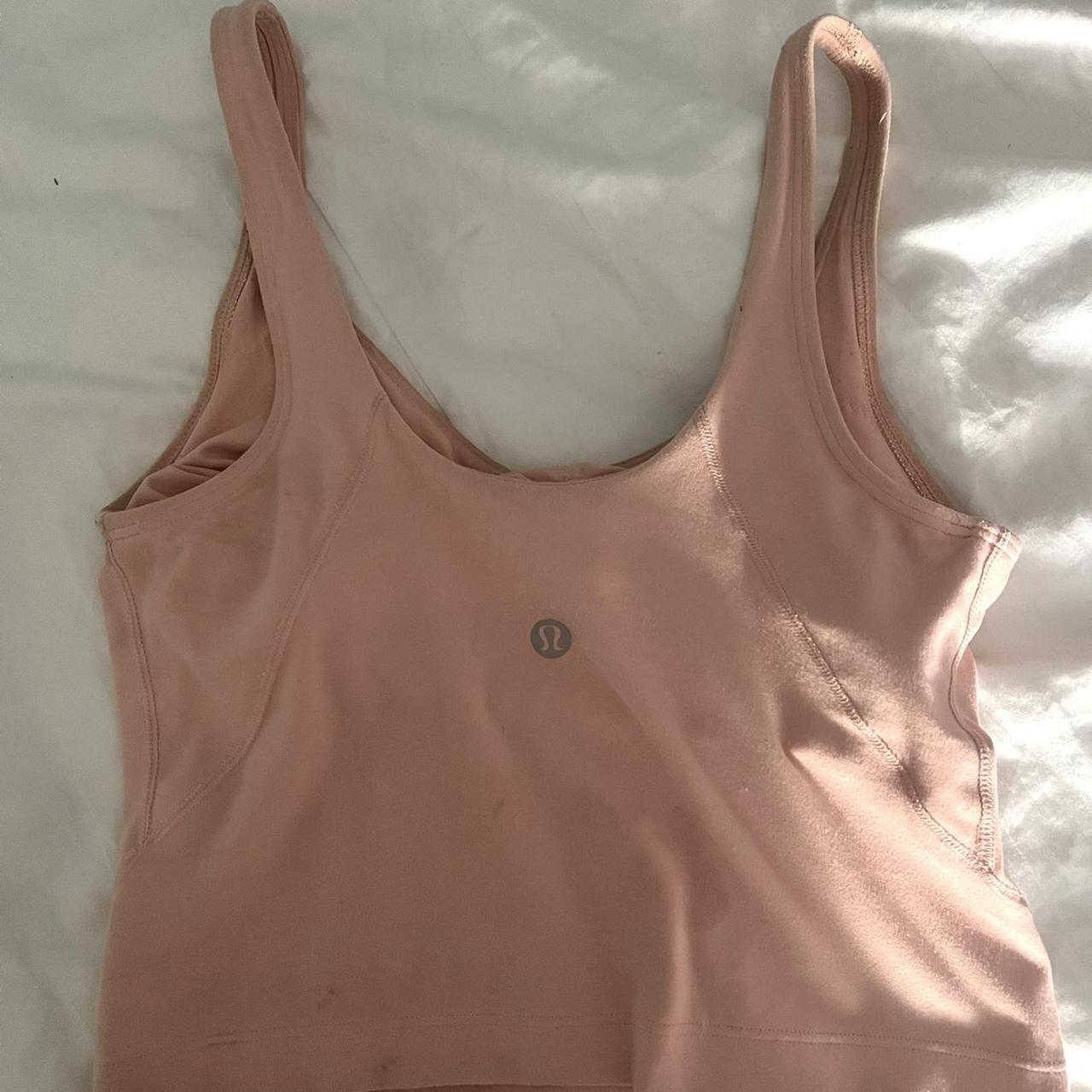 Gorgeous outlets Lululemon top