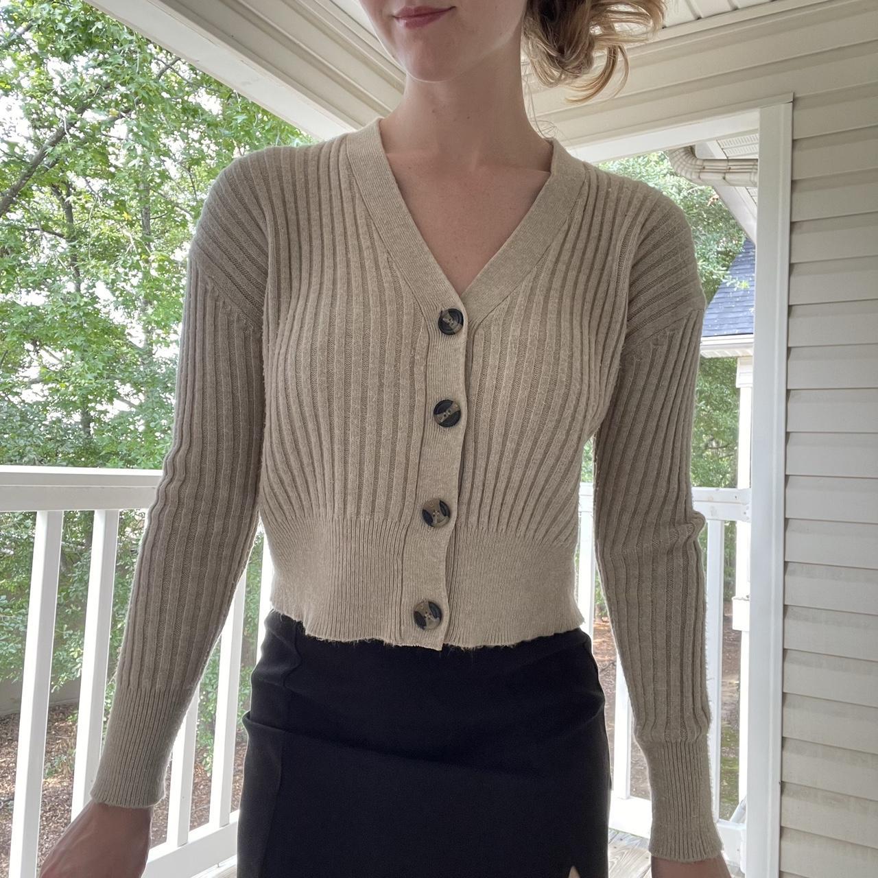 Shrunken ribbed store cardigan sweater