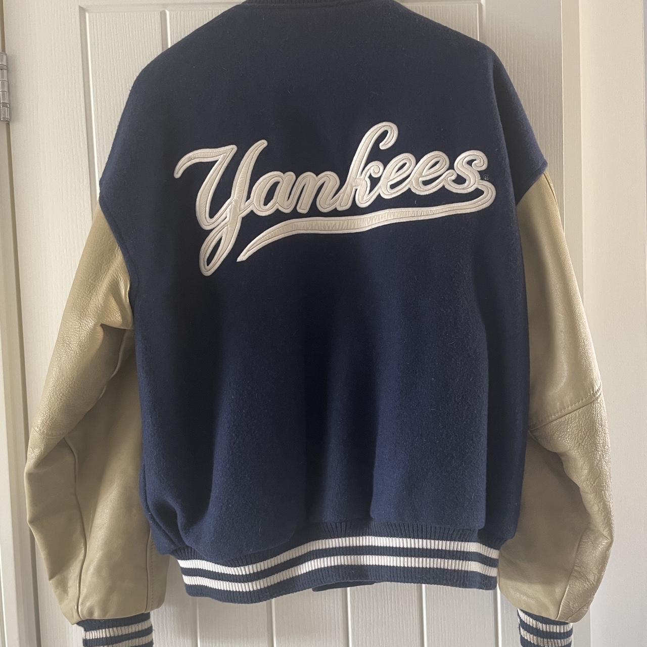 Vintage Nike New York Yankees jacket in navy. Y2K - Depop