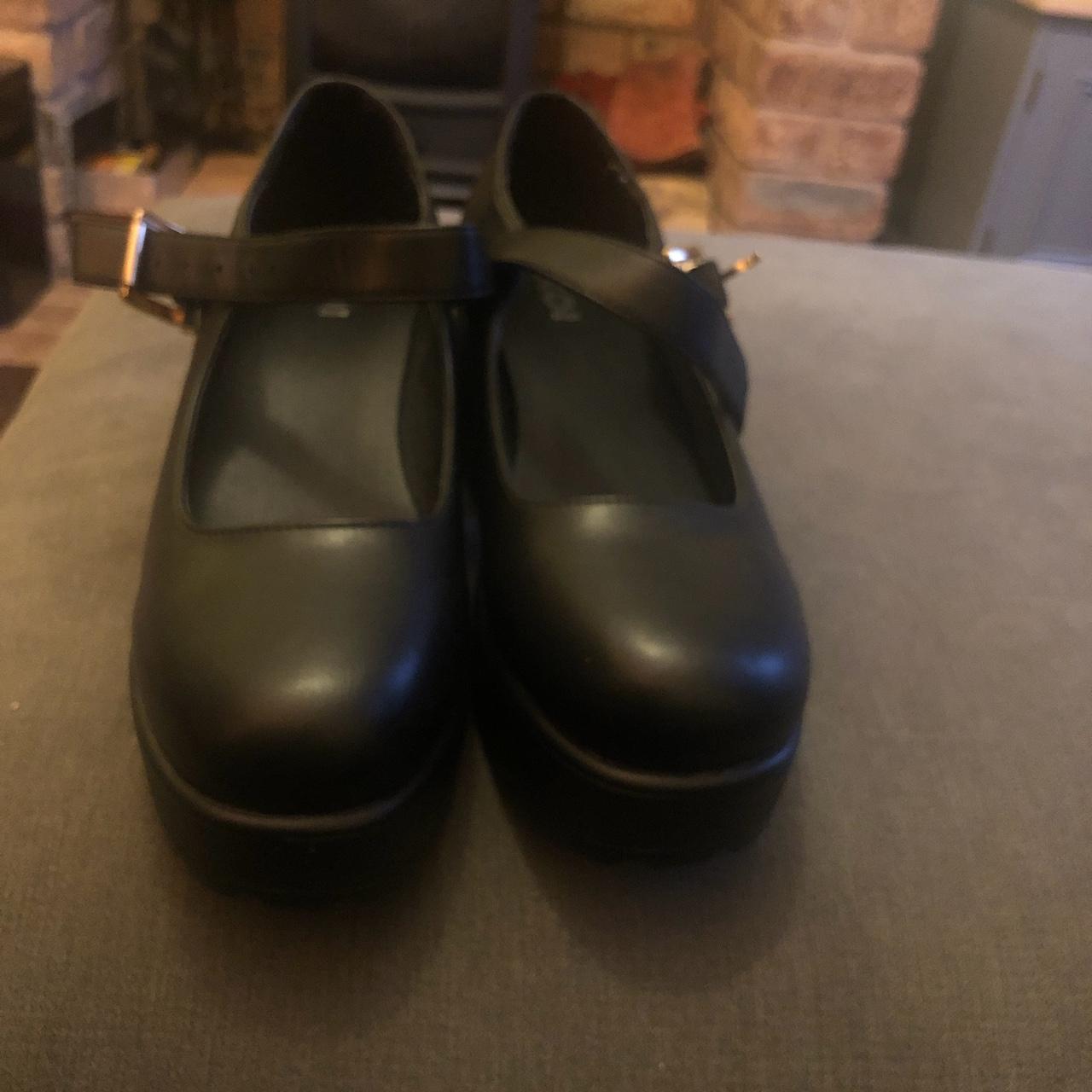 dsw brown leather sandals