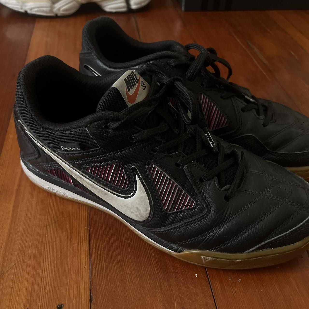 Nike supreme gato shops black