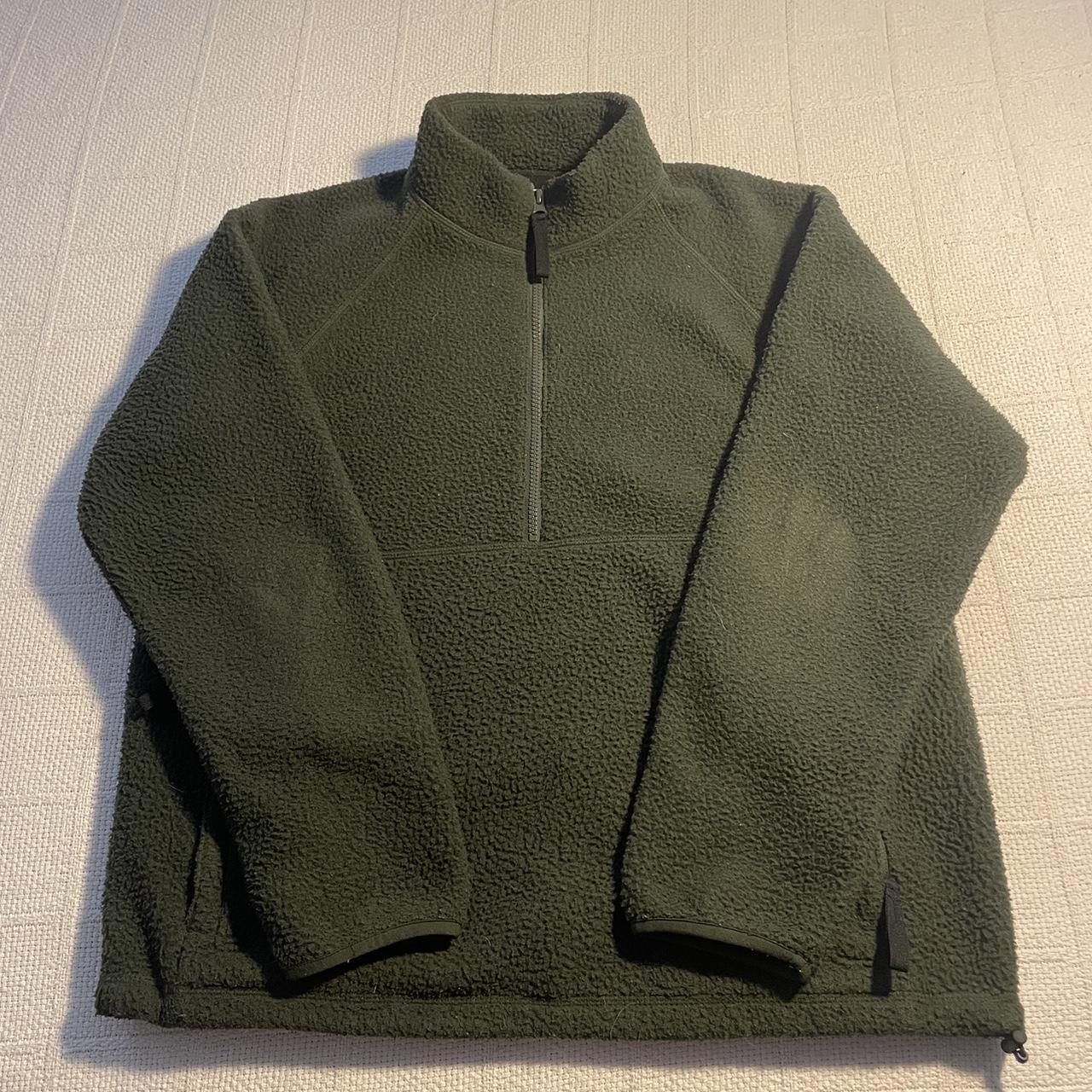 Clean dark green half zip fleece -size medium( tag... - Depop