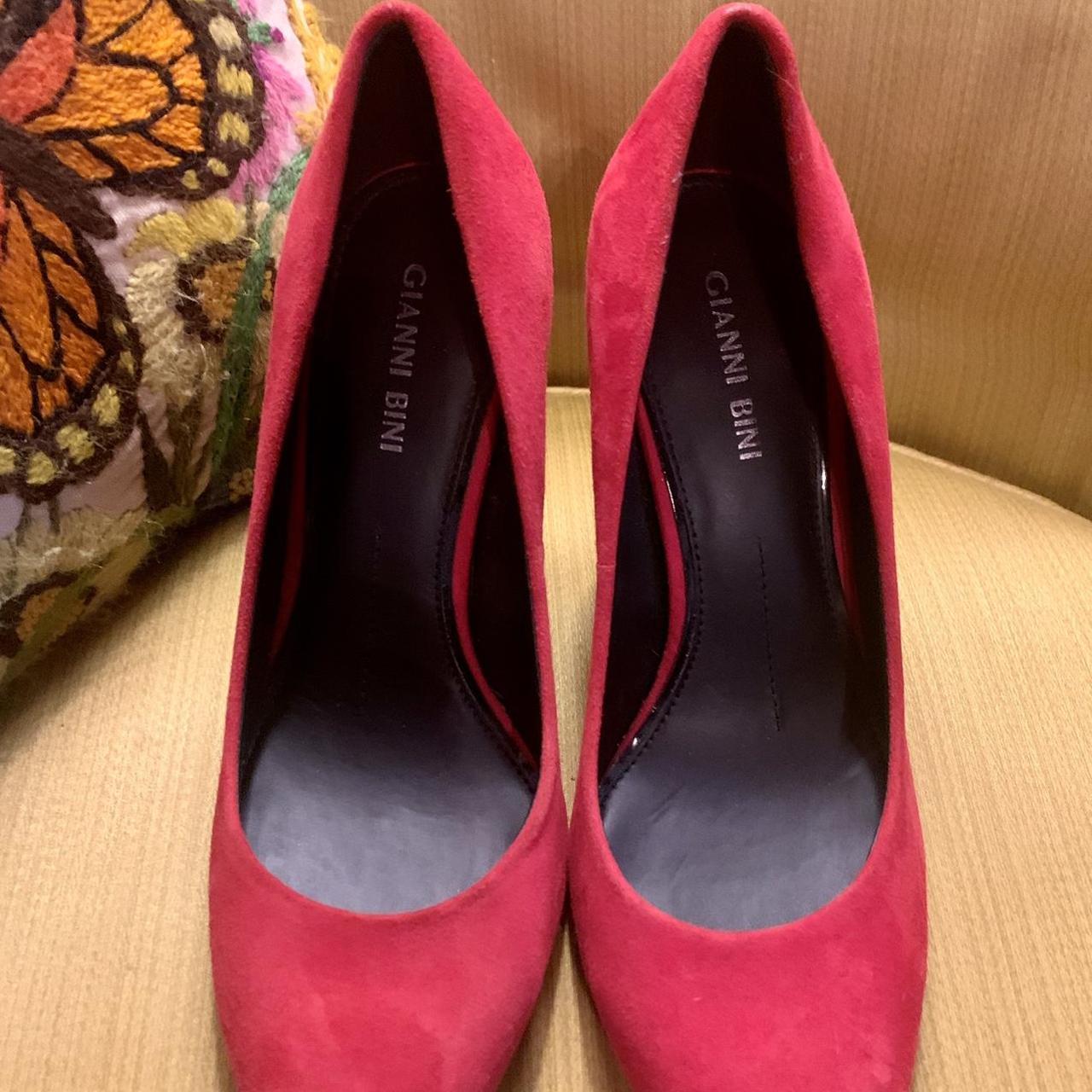 Gianni Bini red suede pumps with block heel.... Depop
