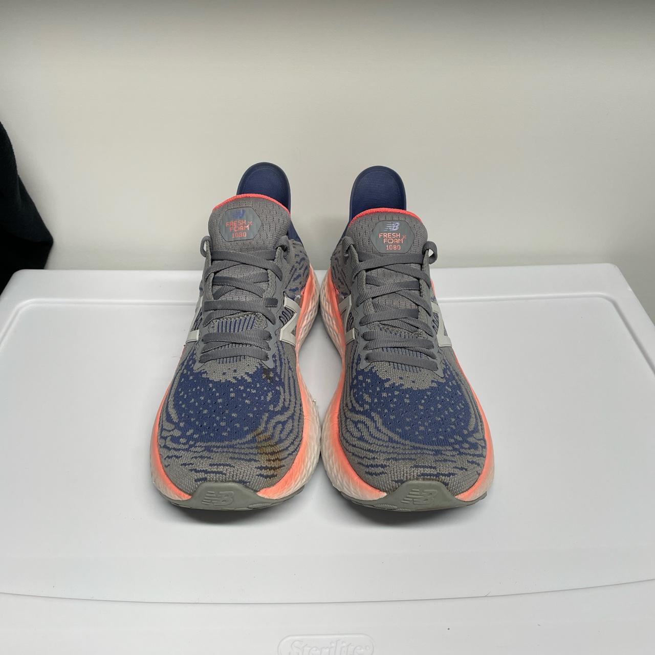 New Balance Women's Blue and Pink Trainers (3)