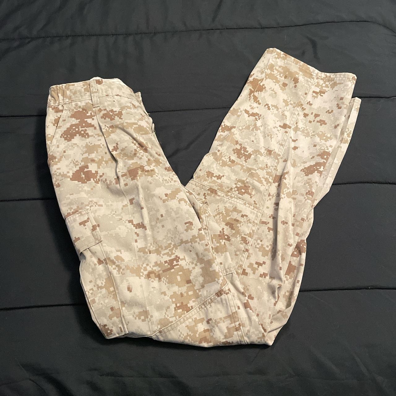 USMC Desert Digital Camo Pants 30x30 Great... Depop