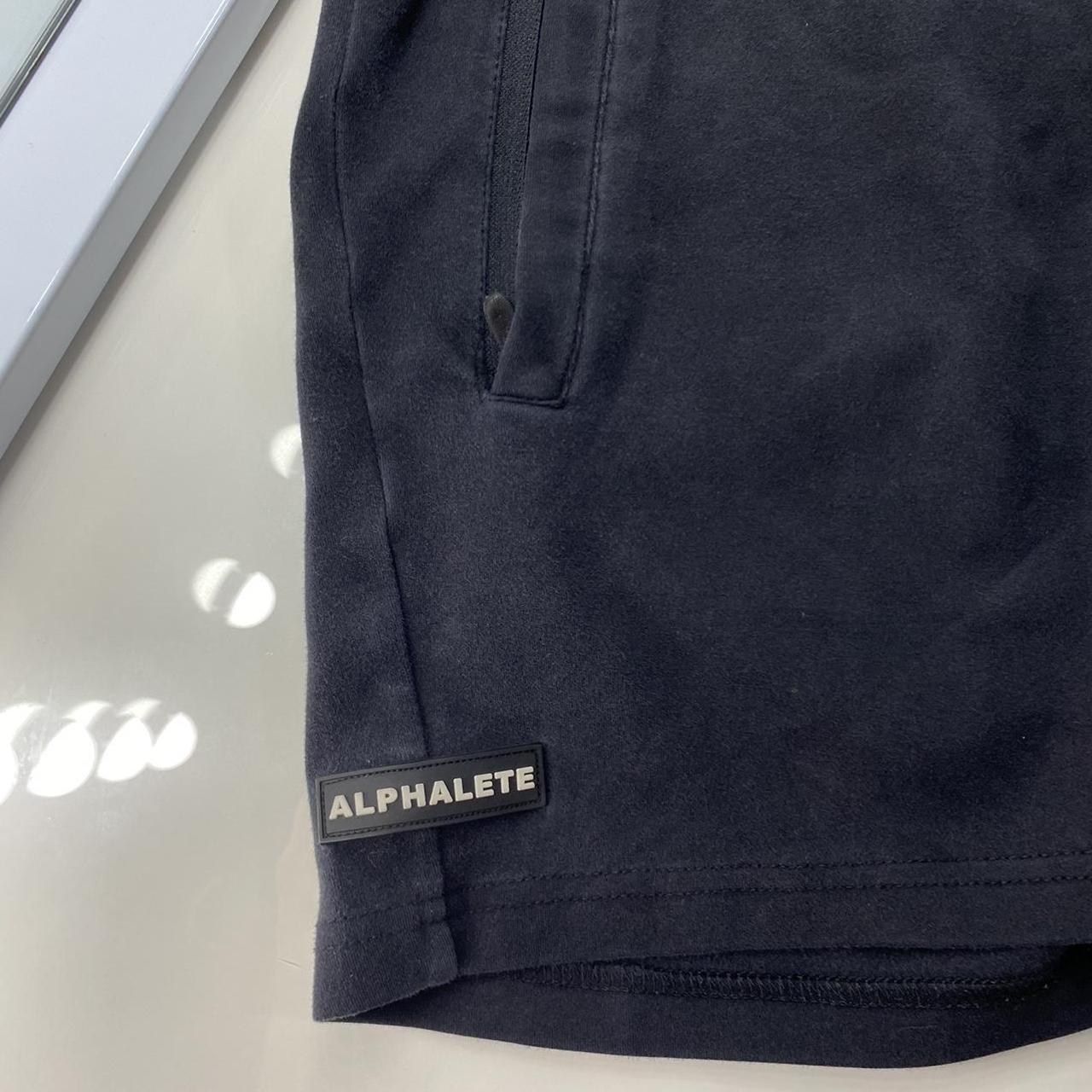 Alphalete Men's Black Shorts (4)
