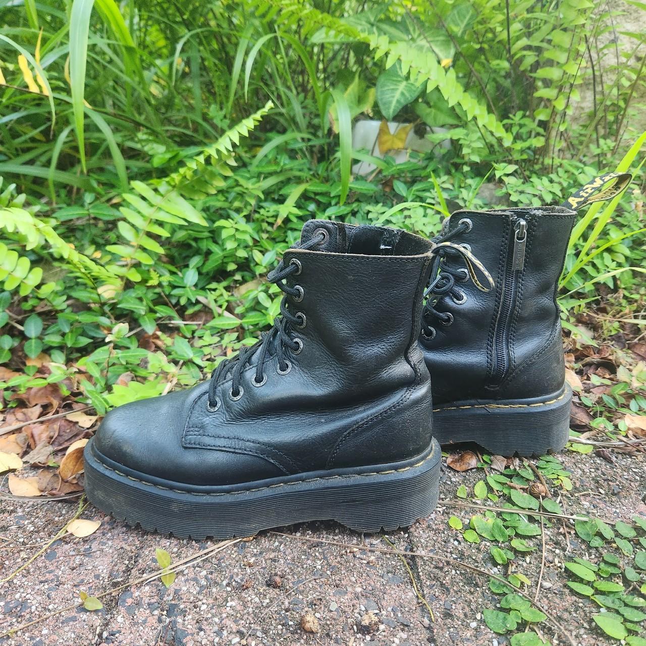 platform doc martens tread and leather are in... - Depop