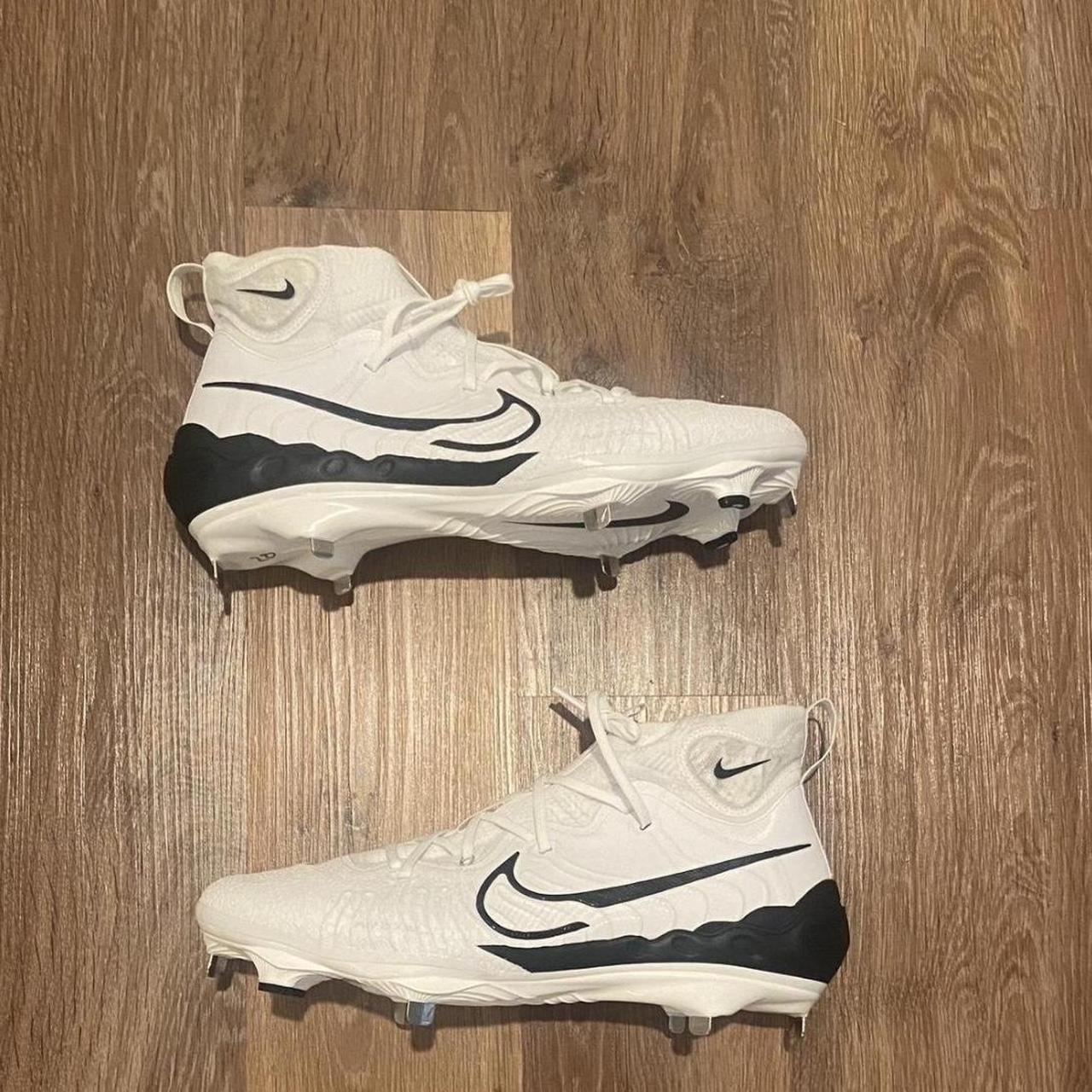 Mens nike baseball cleats size 15 best sale