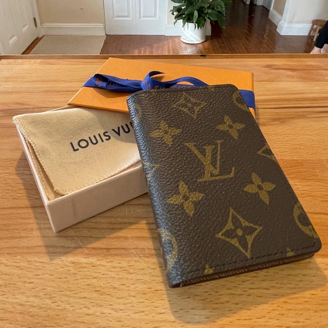 Louis Vuitton multiple wallet Damier Ebene mens - Depop