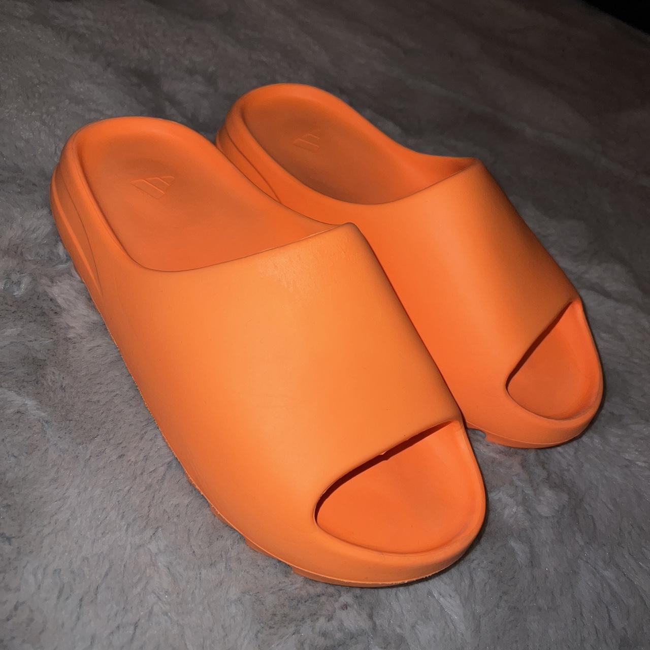yeezy slides orange size 7