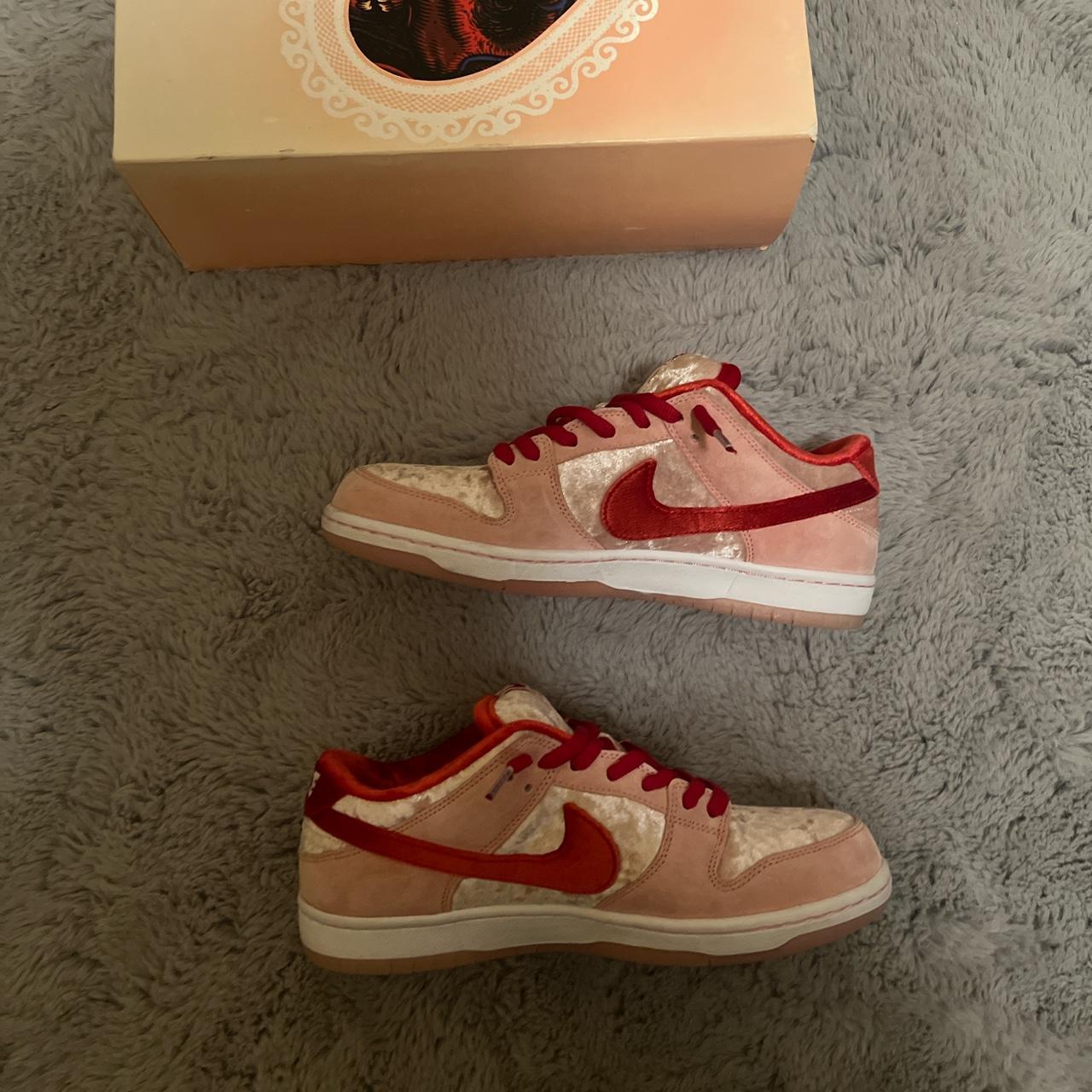 strangelove nike sb dunks