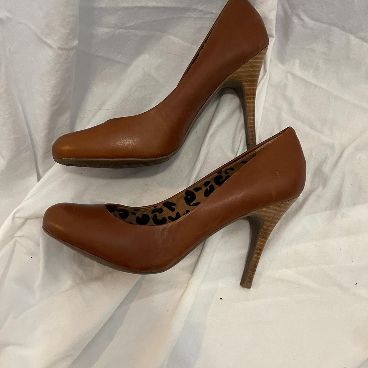 Jessica simpson brown pumps best sale