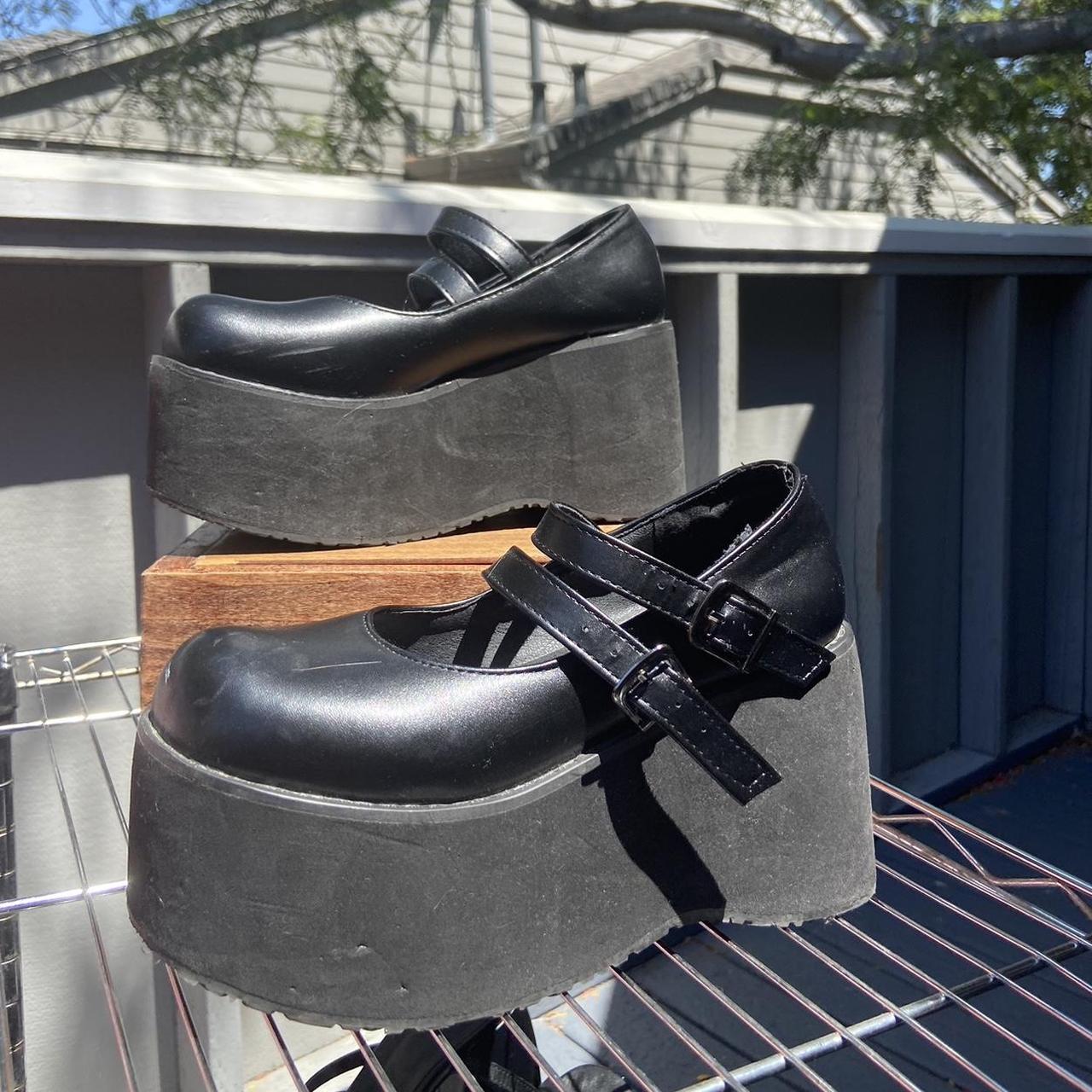 demonia sneakers platform