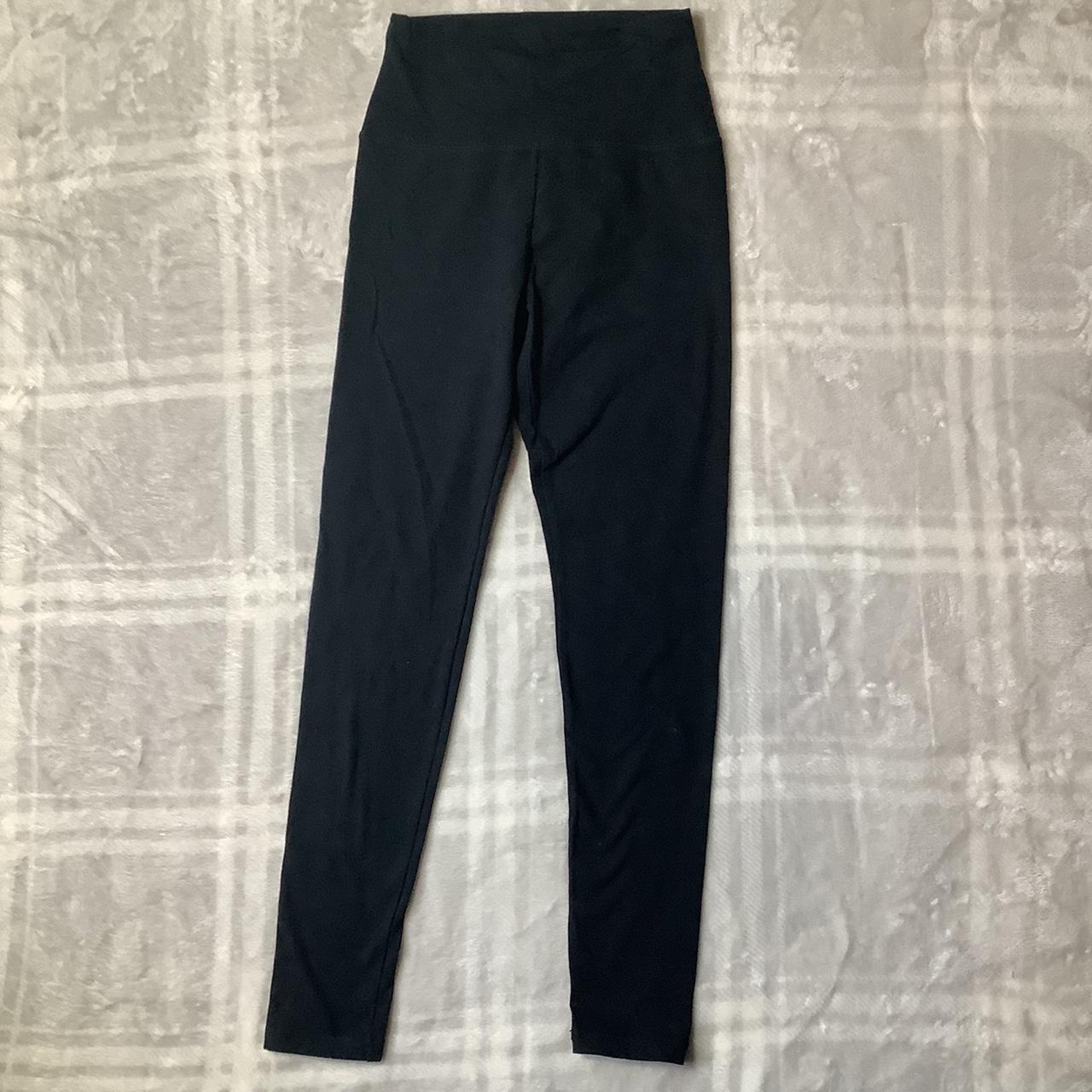 aerie grey pocket leggings size small - Depop