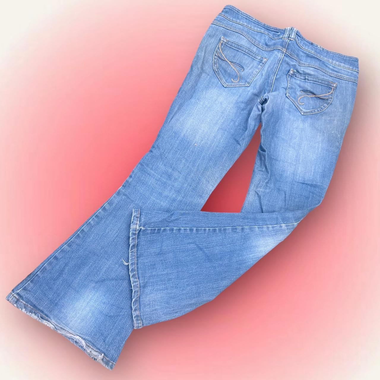 Y2k low rise flare jeans 🩵🦋🫐 Light wash blue jeans... Depop