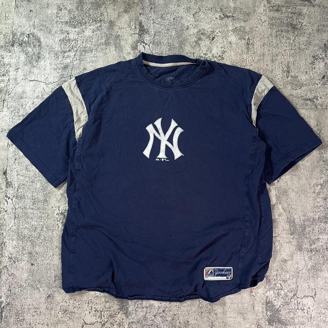 Vintage New York Yankees Tee. 2000s Yankees Boxy... - Depop
