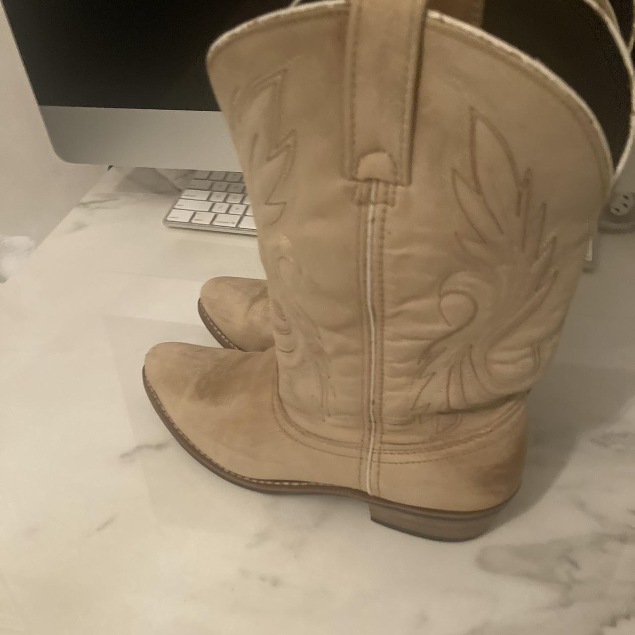 Vintage Laredo Tan and cream real leather cowboy... Depop