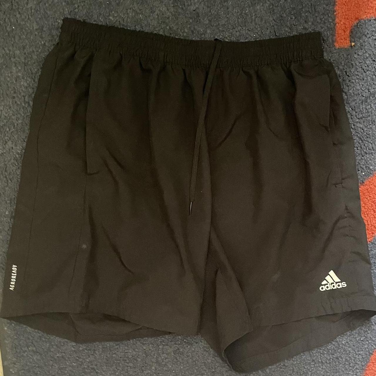 MENS ADIDAS SHORTS SIZE LARGE Depop