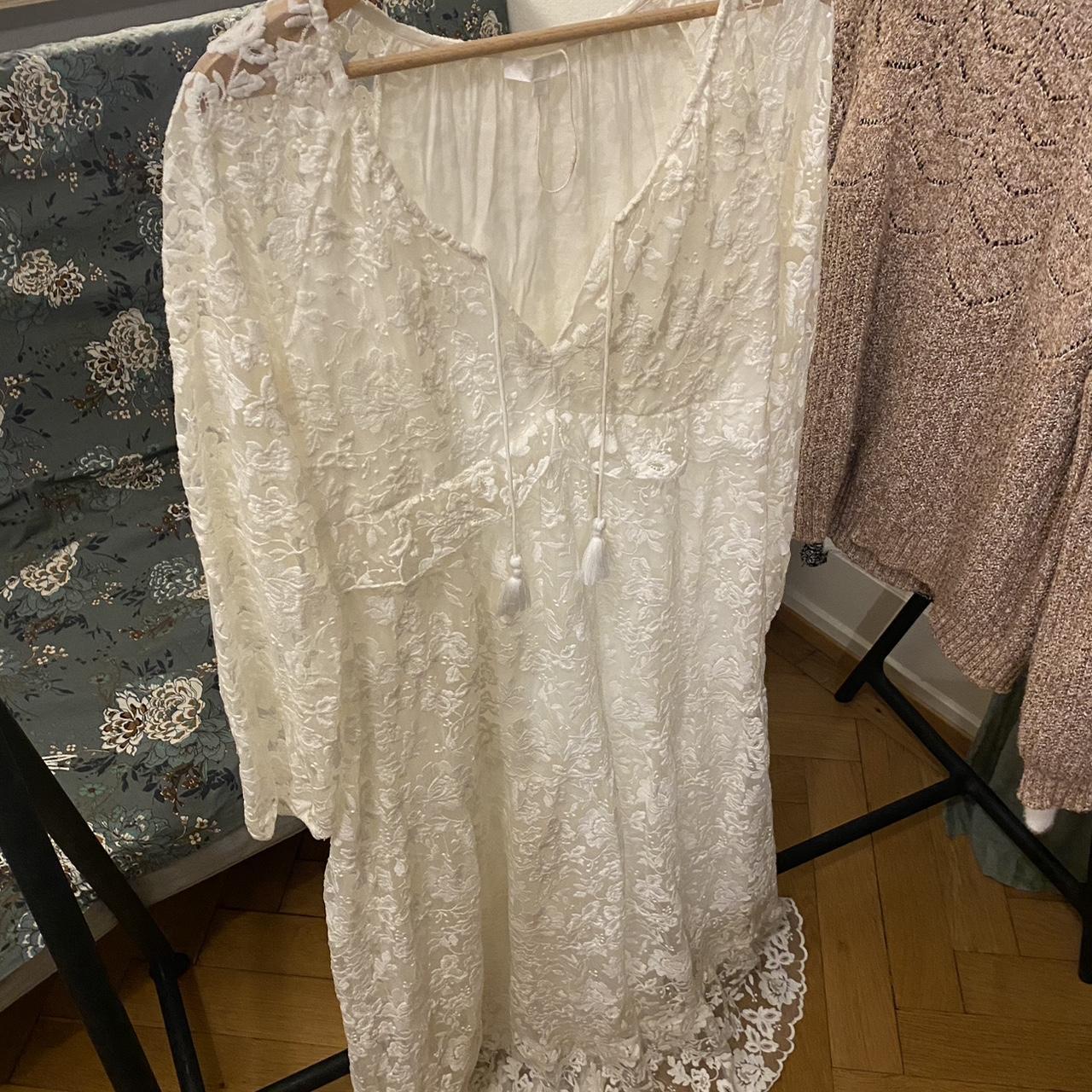 Robe Anna de Sézane, taille 40FR (38CH), neuve, Depop