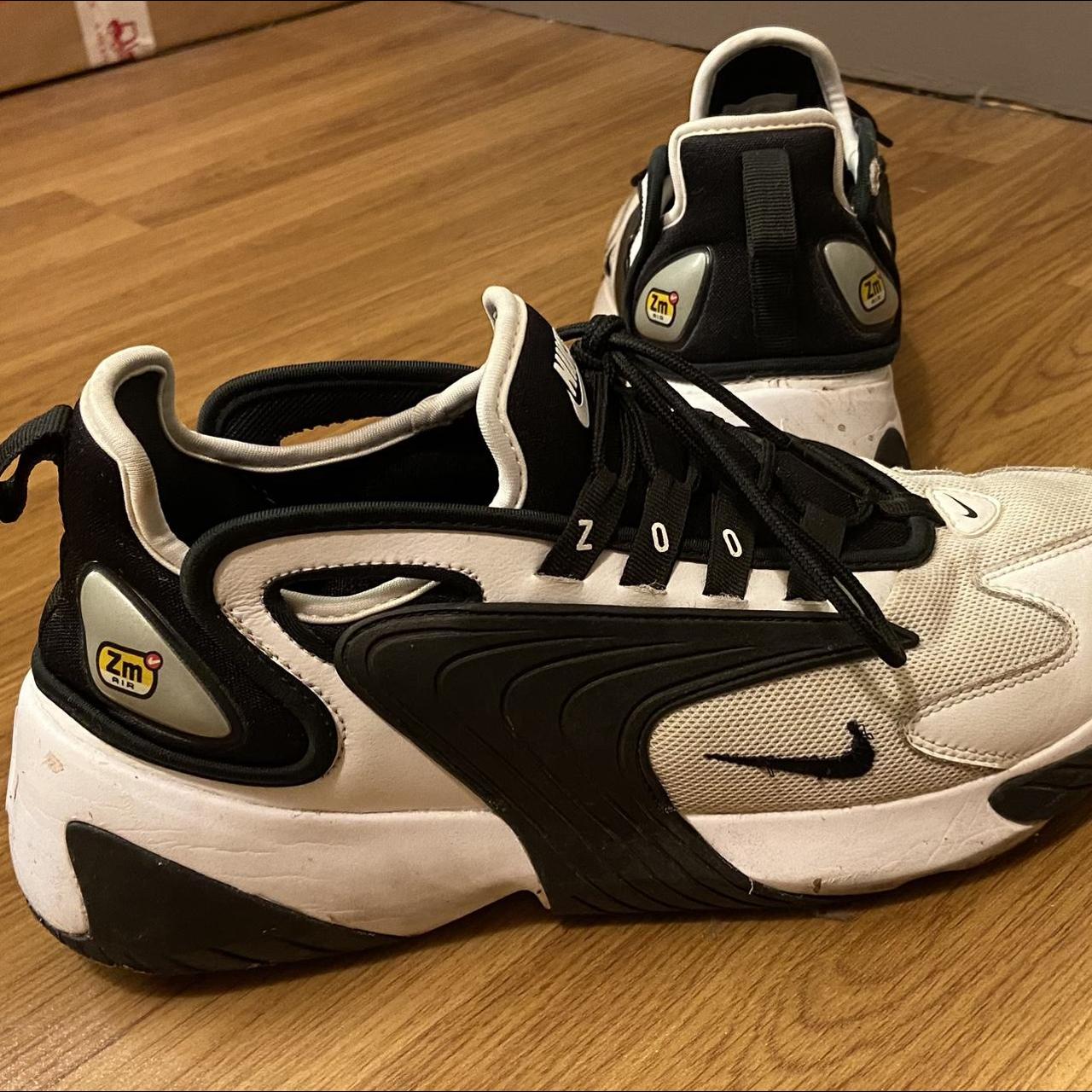 white & black zoom 2k sneakers