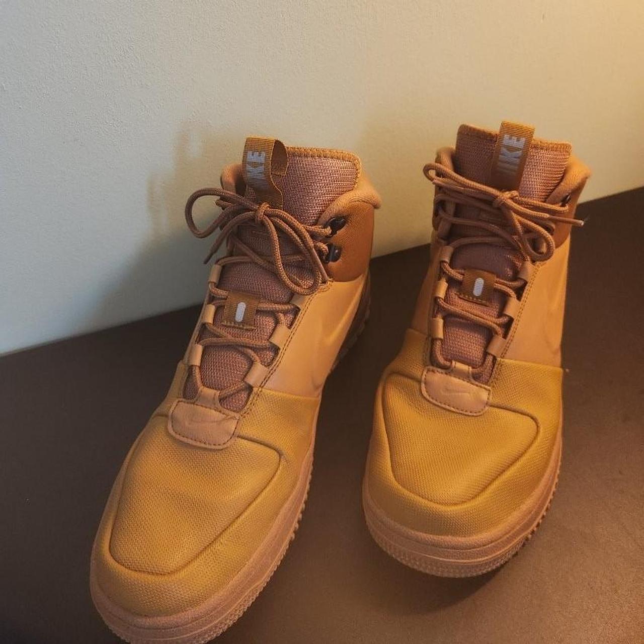 nike tan path winter trainers