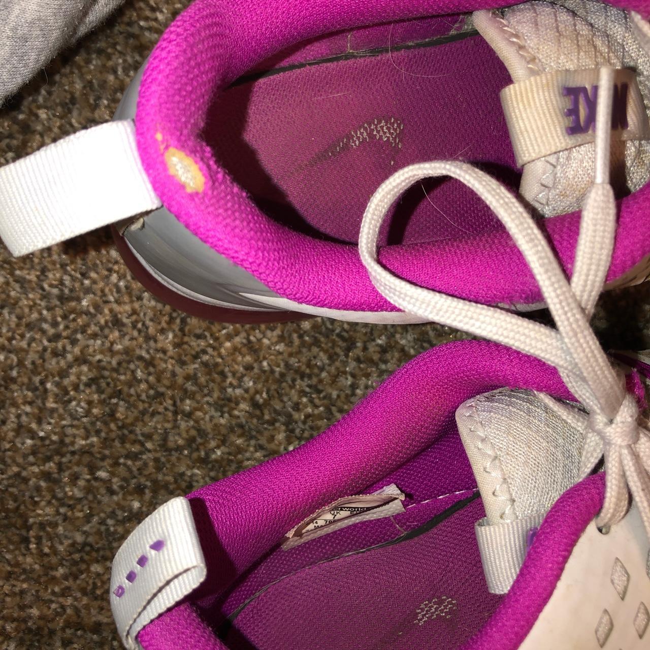Nike Women's Pink and Silver Trainers (4)