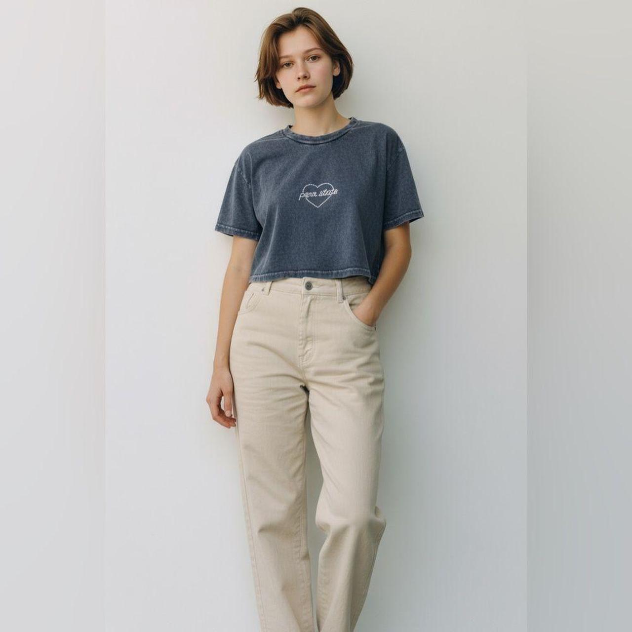 Source Unknown Women's T-shirt - Blue - S – Chick… - image 3