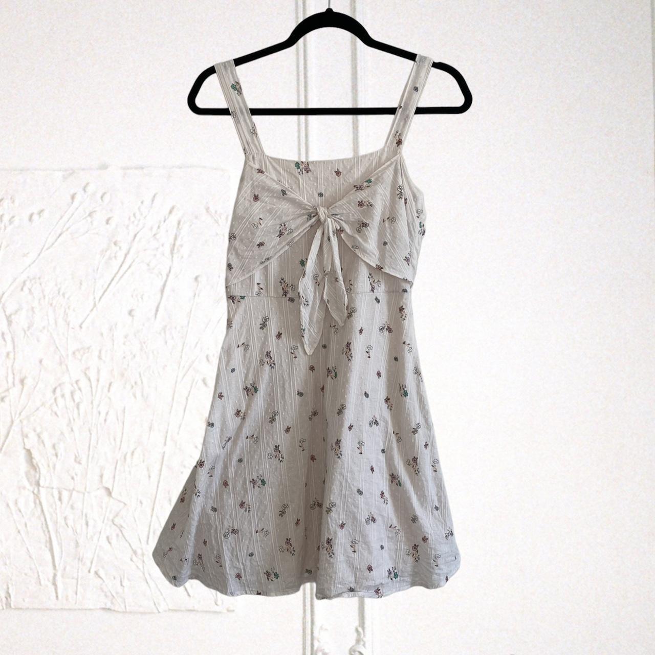 Romantic white Copper Key floral cotton dress with... Depop