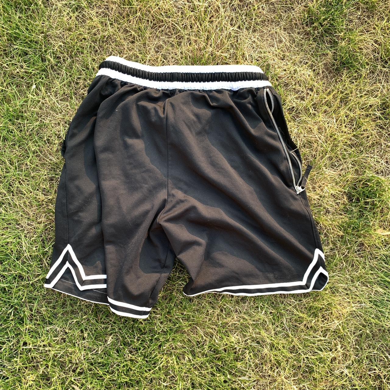 Mens nike shorts on sale with zipper pockets