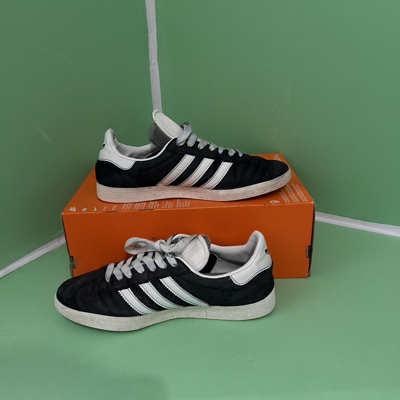 Adidas gazelle trainers in good condition size 8 - Depop