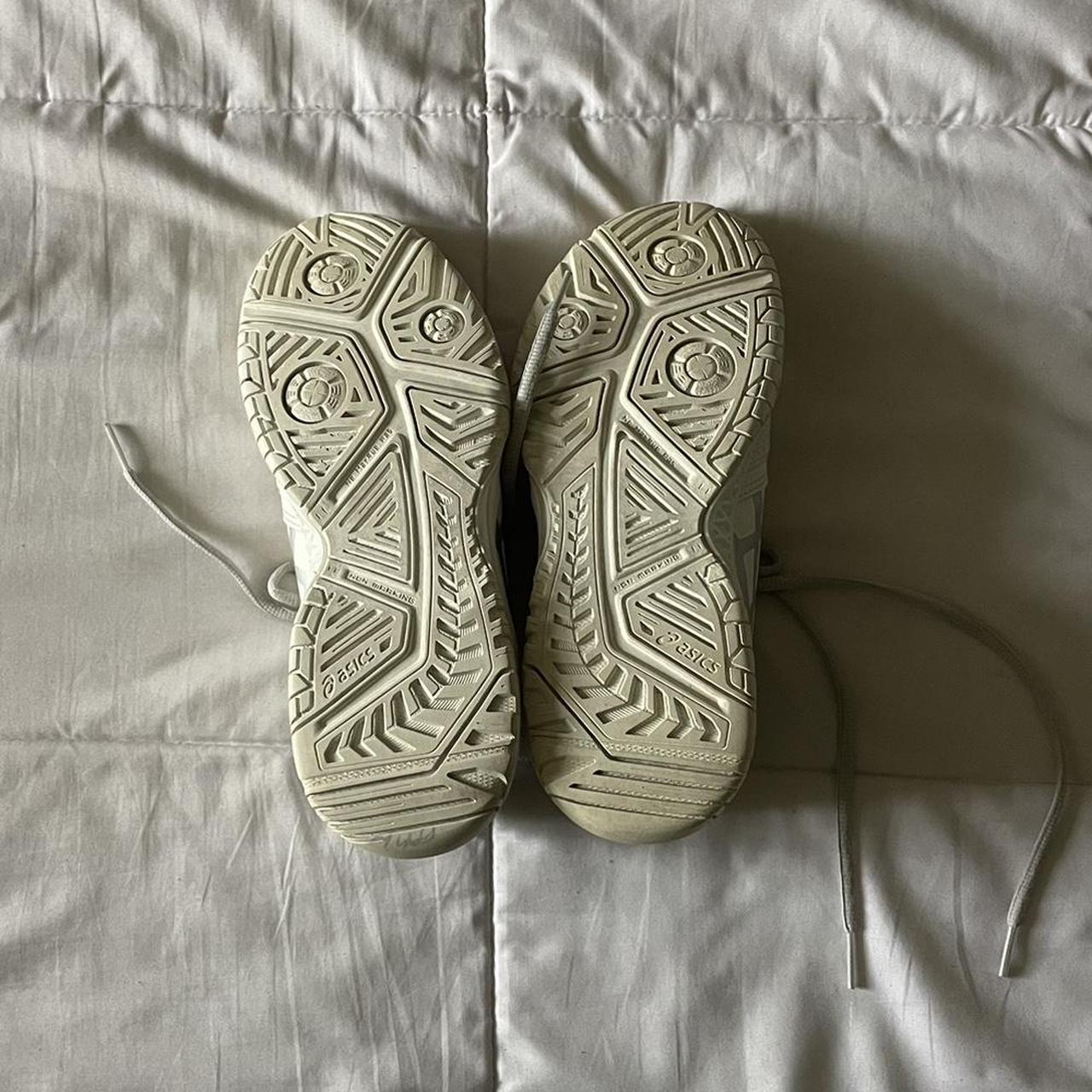 ladies white asics trainers