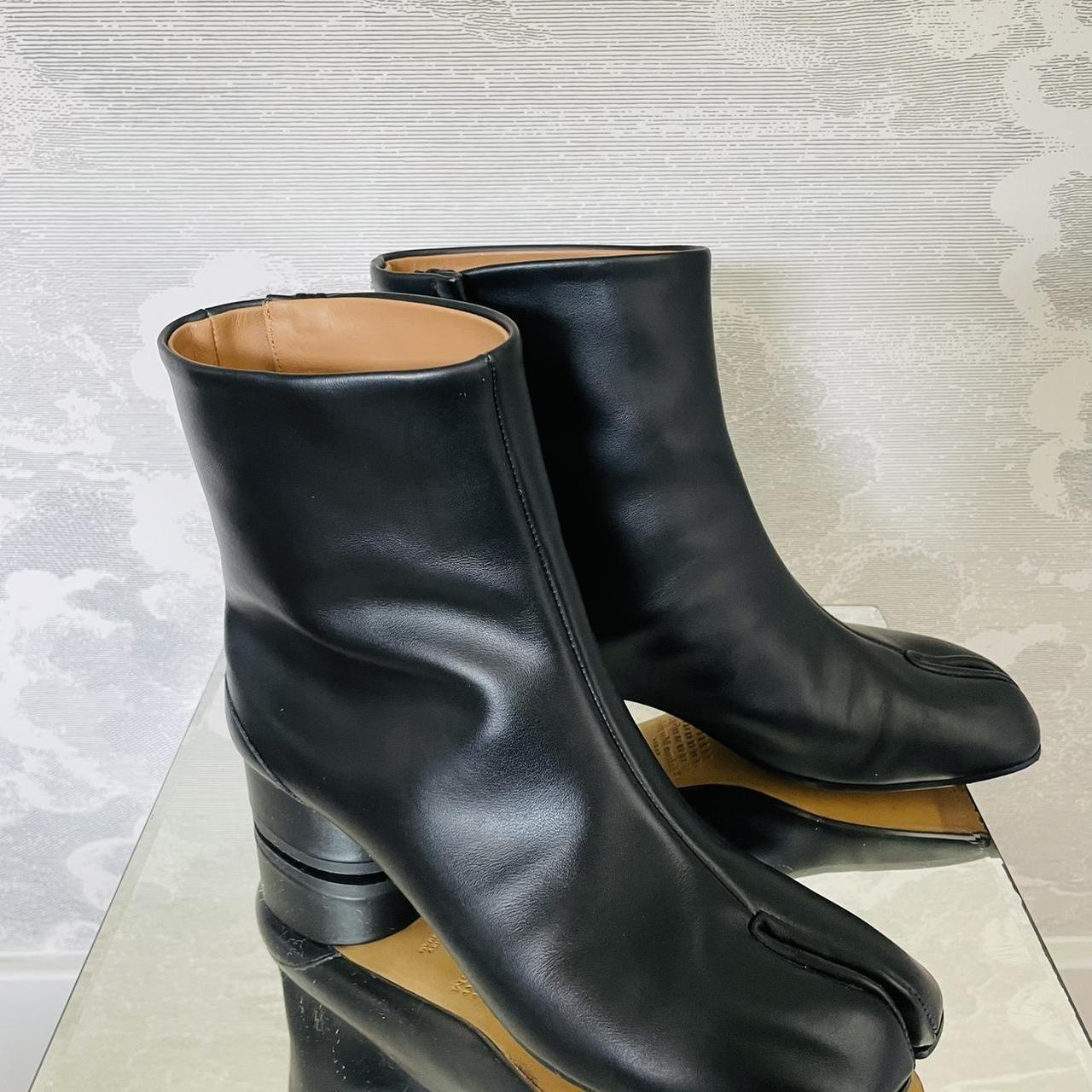 Maison Margiel Low Hell Black Tabi Boots