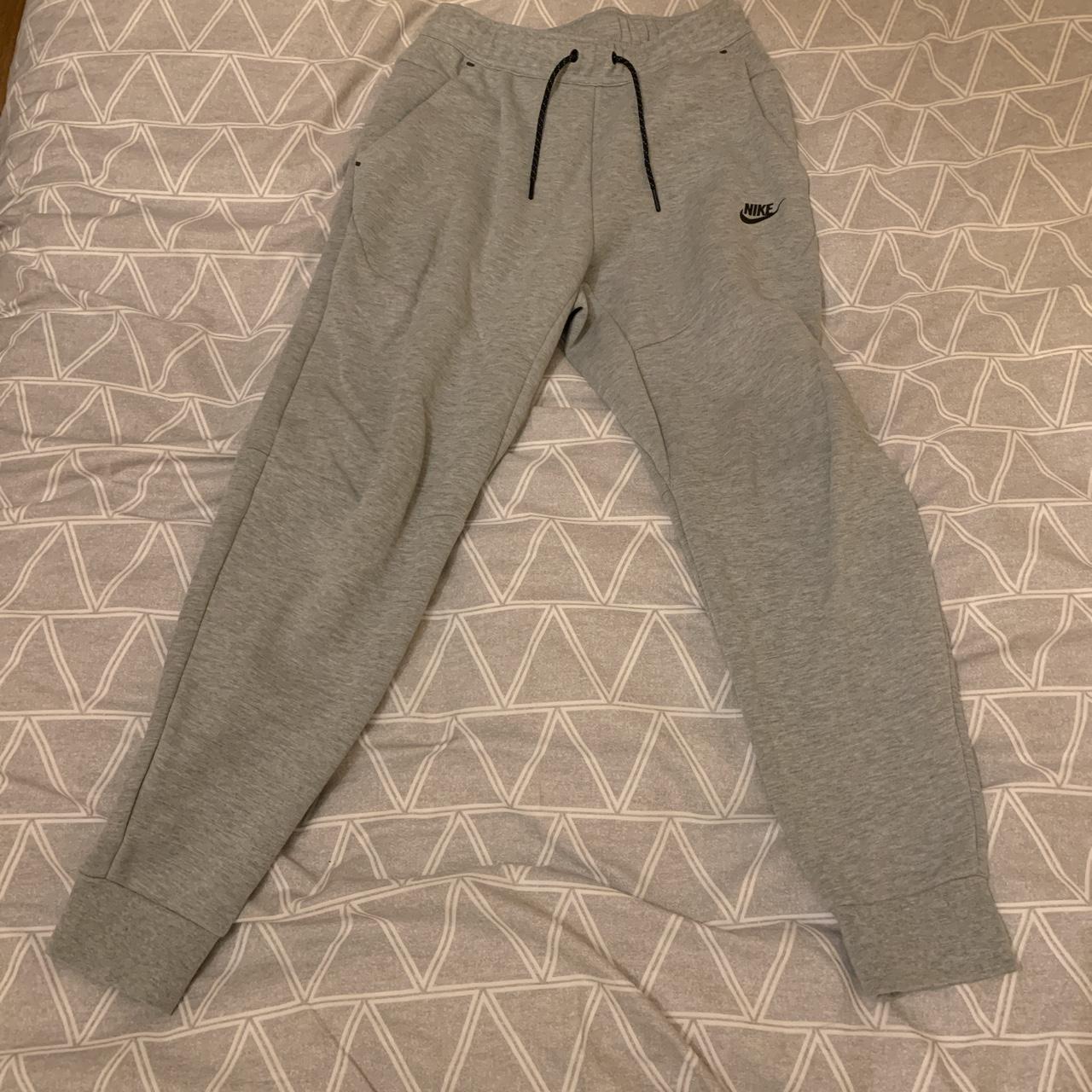 mens nike grey bottoms