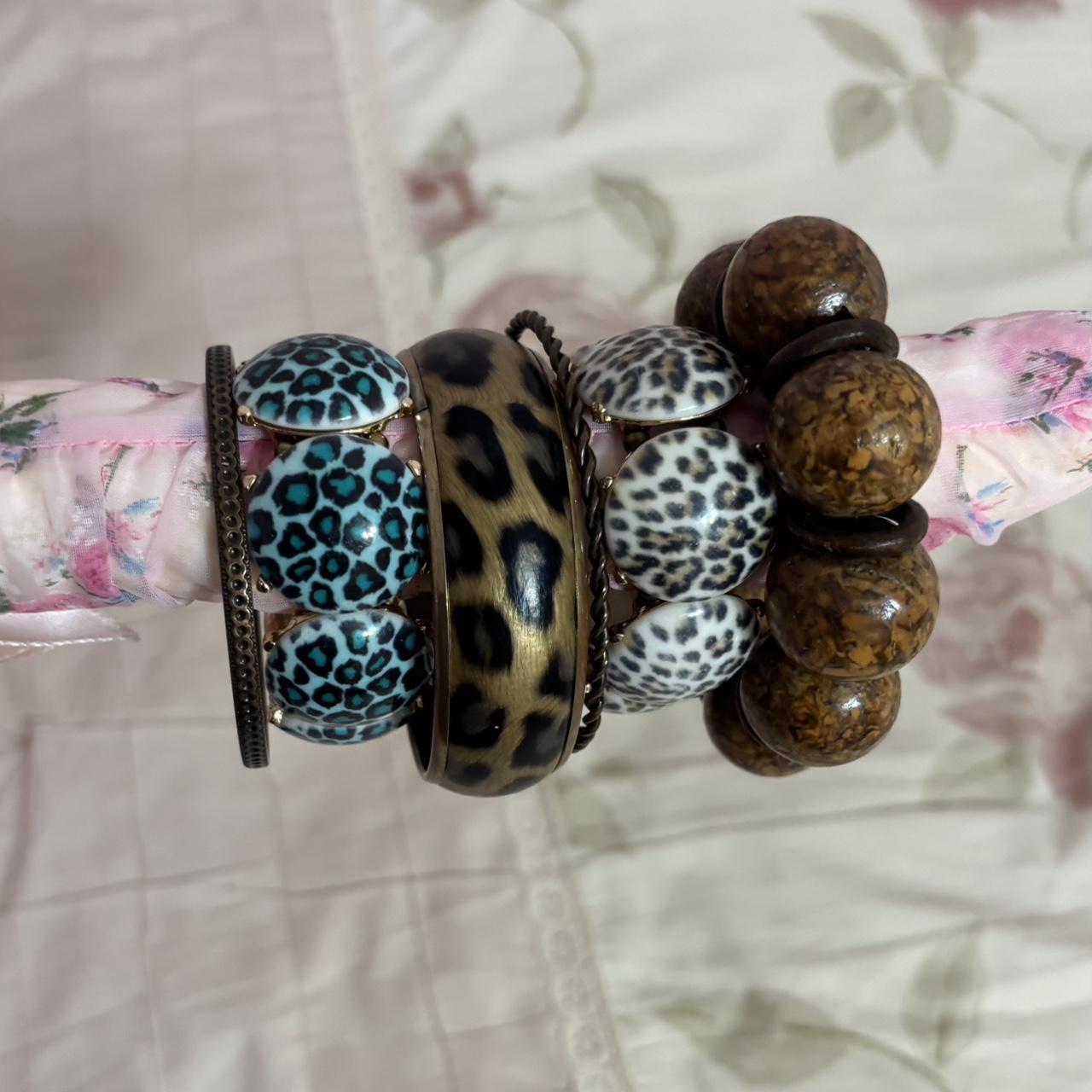 Women's Bracelet - Multi – ୨ৎ ⌢⌢⌢⌢⌢⌢⌢⌢⌢⌢⌢⌢⌢⌢ ﹉﹉﹉﹉… - image 1