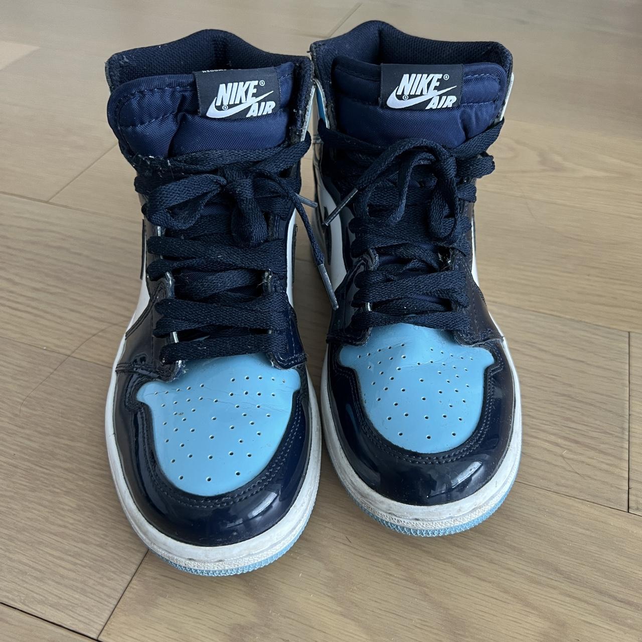 womens nike blue trainers