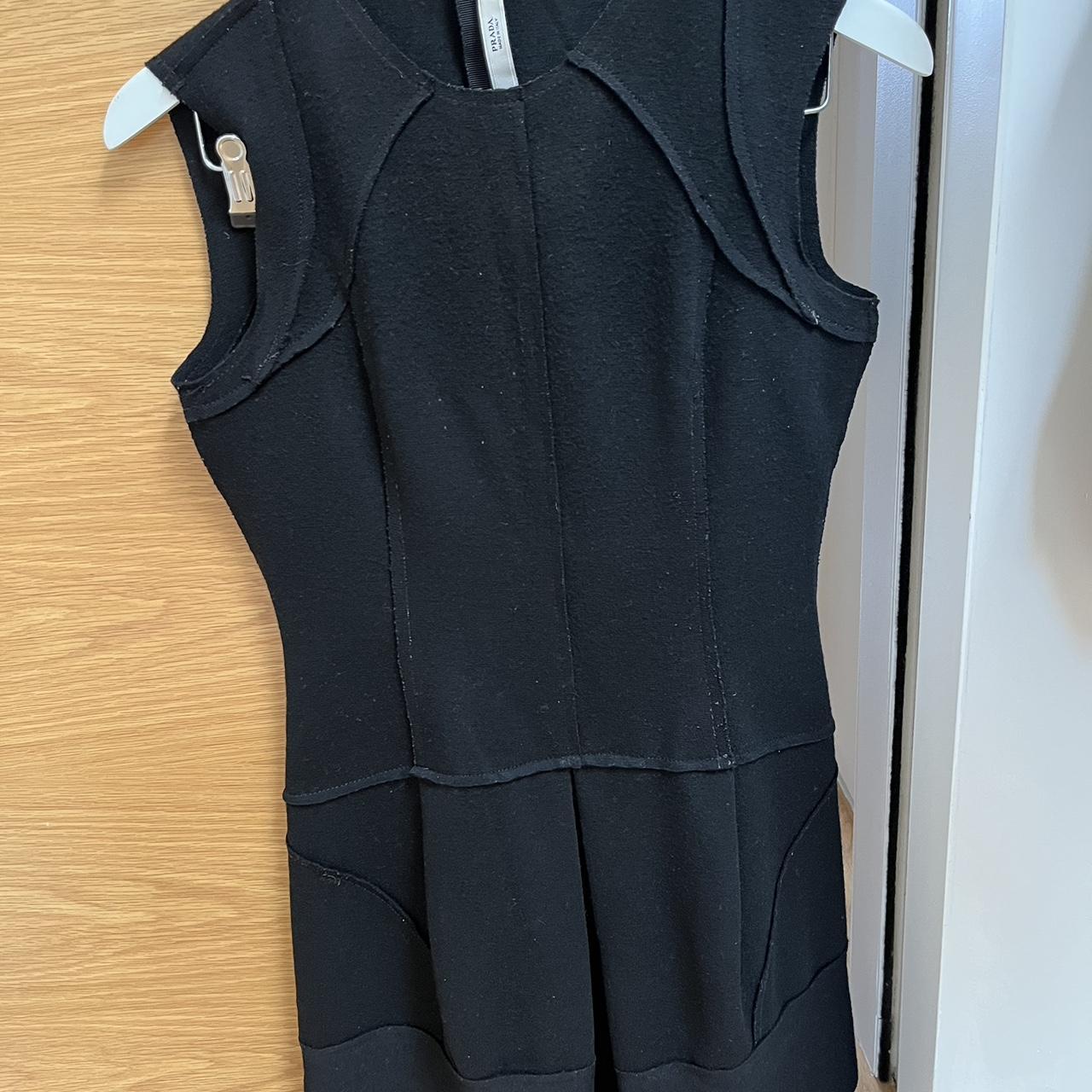 Prada size 38 wool sleeveless dress with stitches