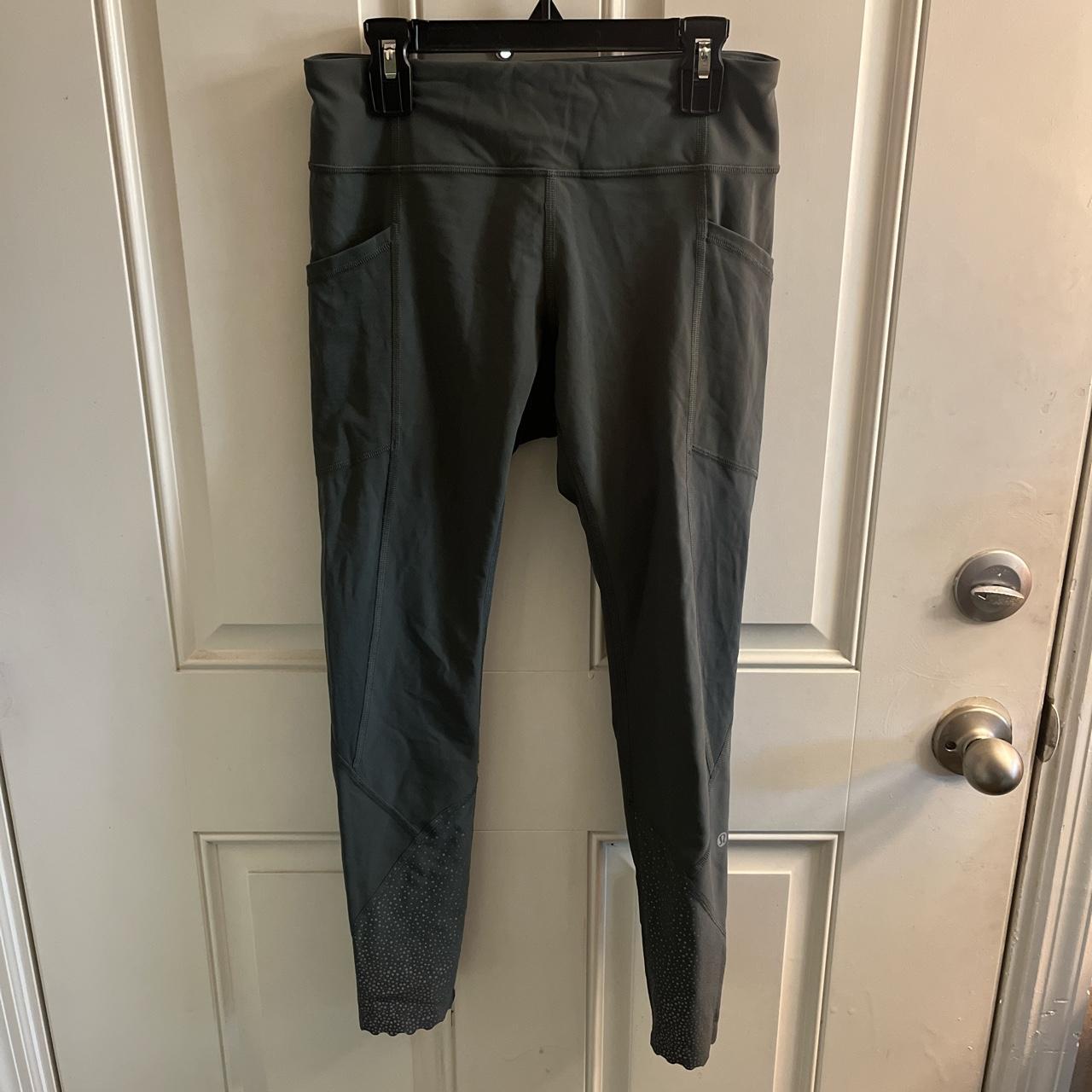 LuluLemon size 6 leggings with pockets Worn once - Depop