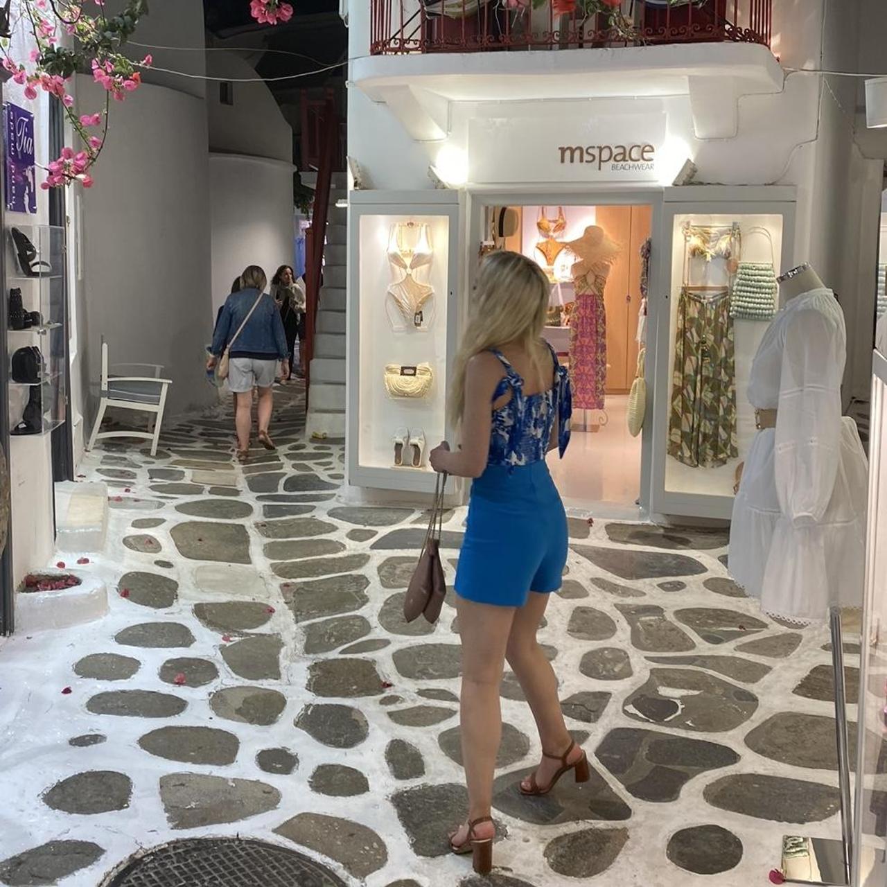 ZARA BLUE AND WHITE TIE STRAP CROP TOP ABSOLUTELY... Depop