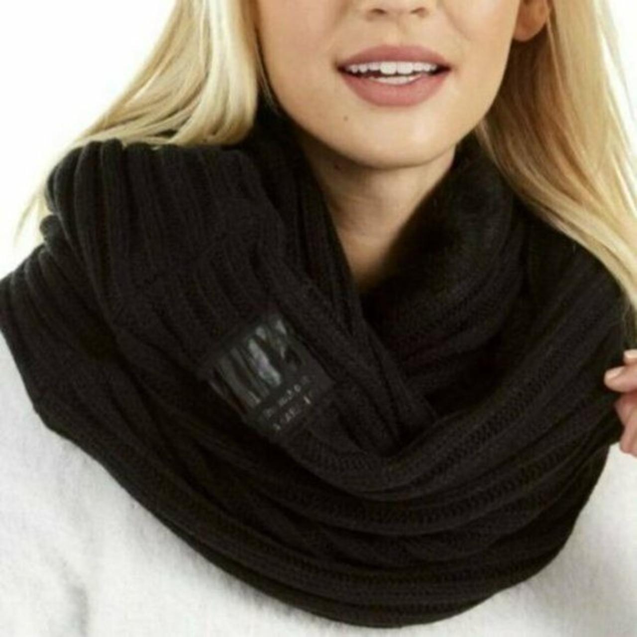 Dkny discount black scarf