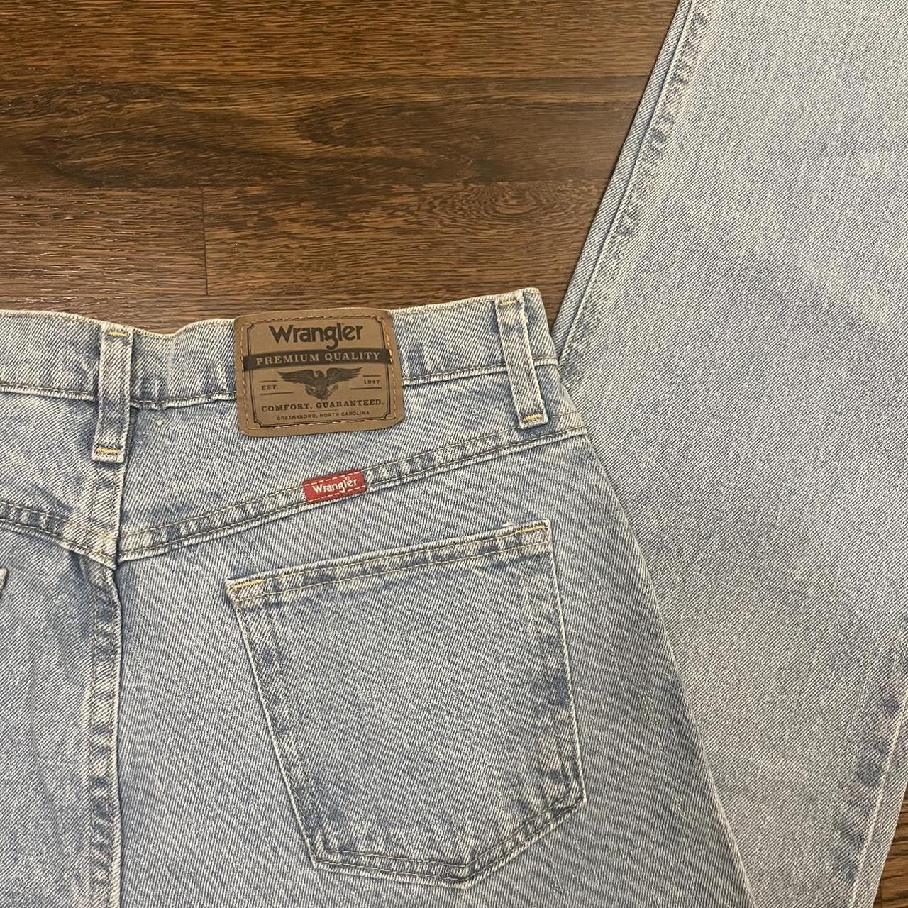 Regular fit Wrangler jeans • RN #130273 • “flex... - Depop