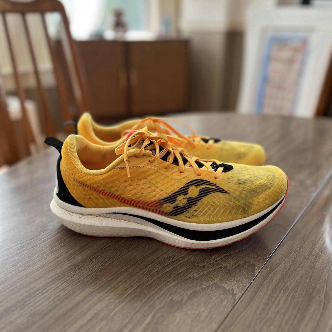 Saucony hot sale yellow trainers