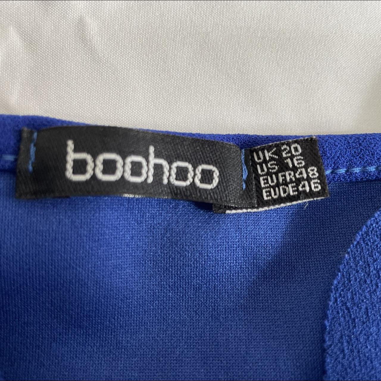 Boohoo Plus Women's Blue Crop-top (3)