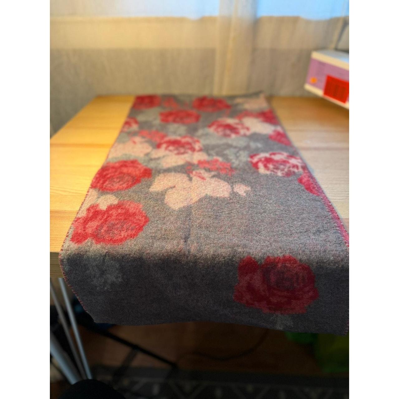 Source Unknown Women's Scarf - Grey/Red – Cozy an… - image 2