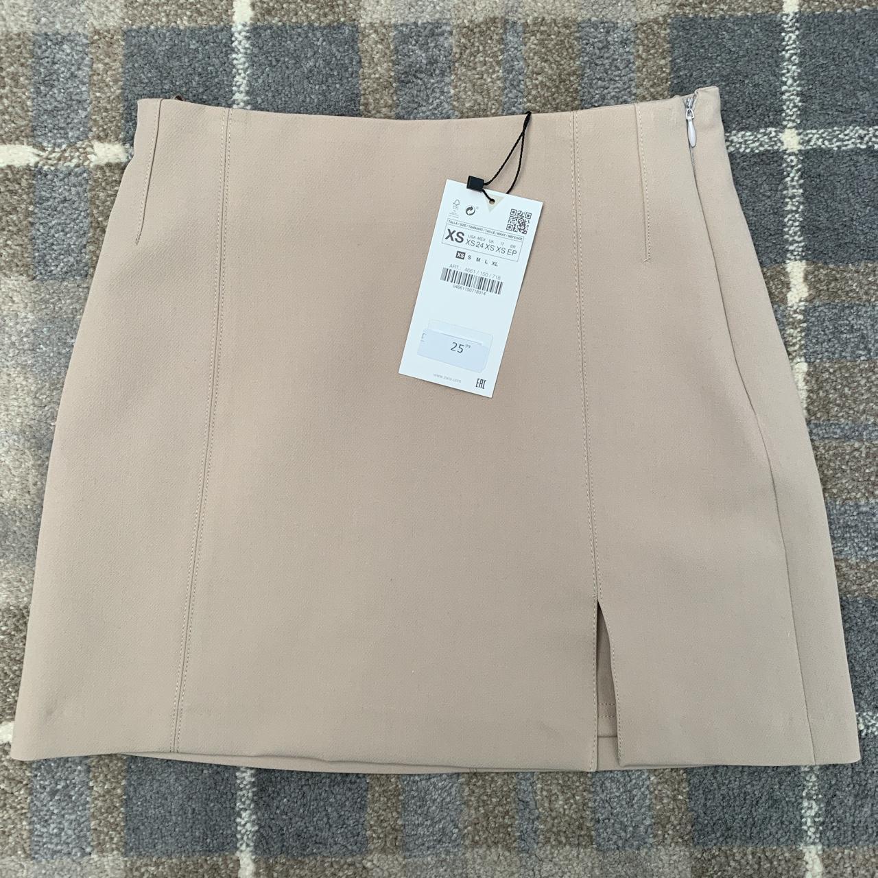 Zara stone coloured mini skirt with slit & zip, new... - Depop