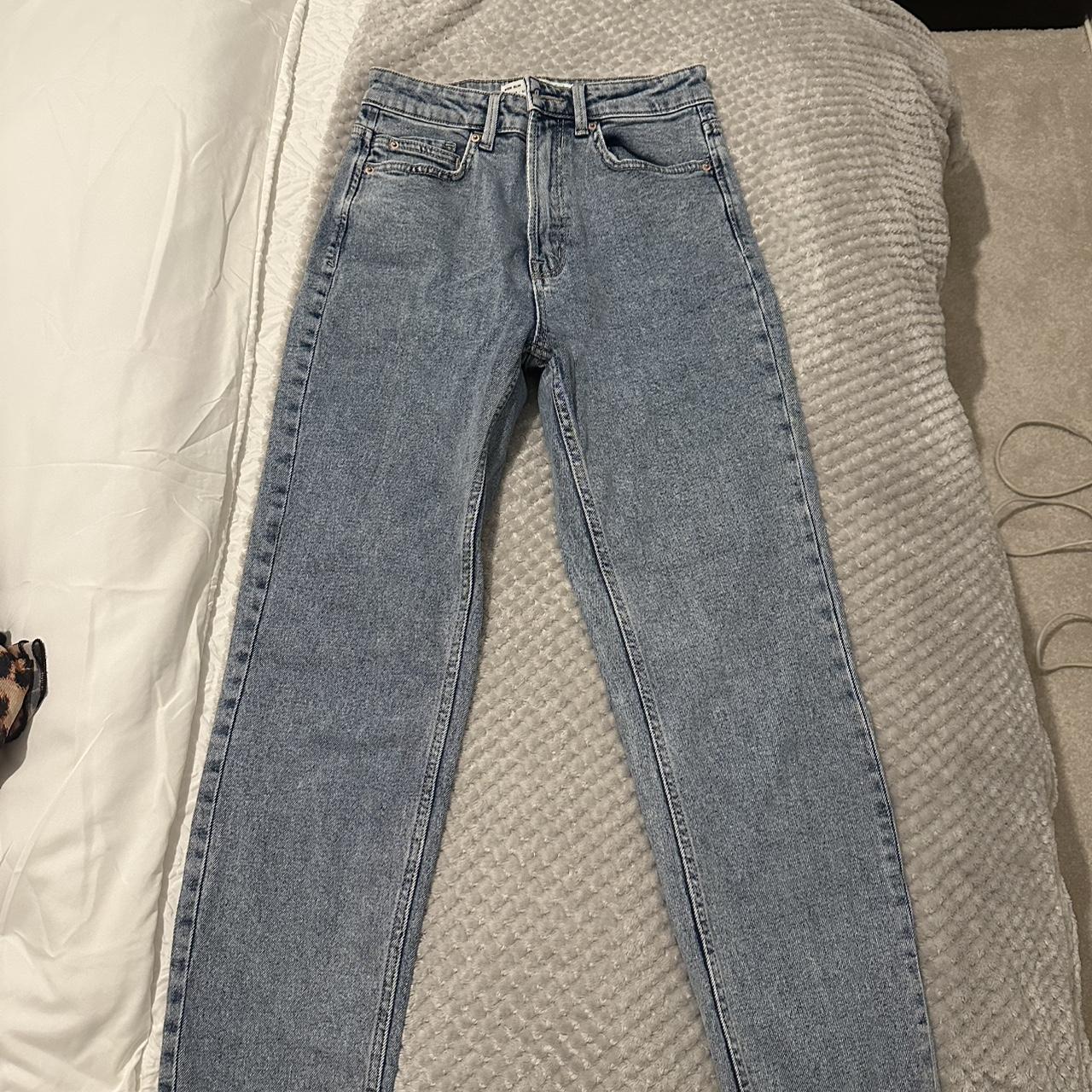item listed by camrynxx