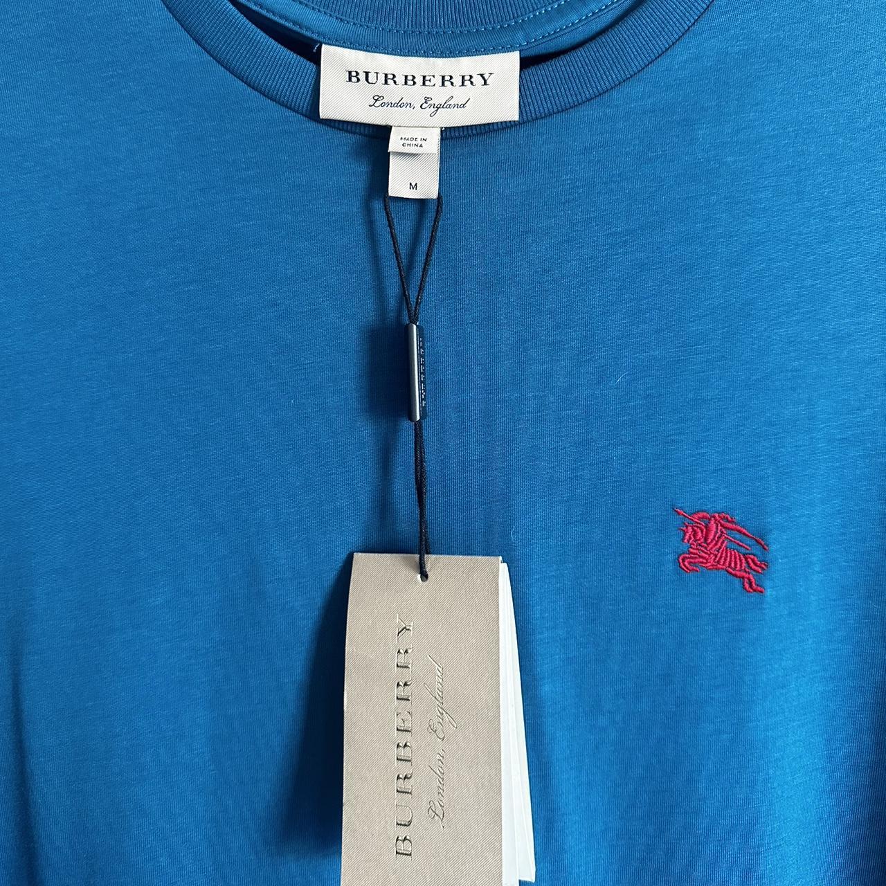 Burberry t shirt top tag