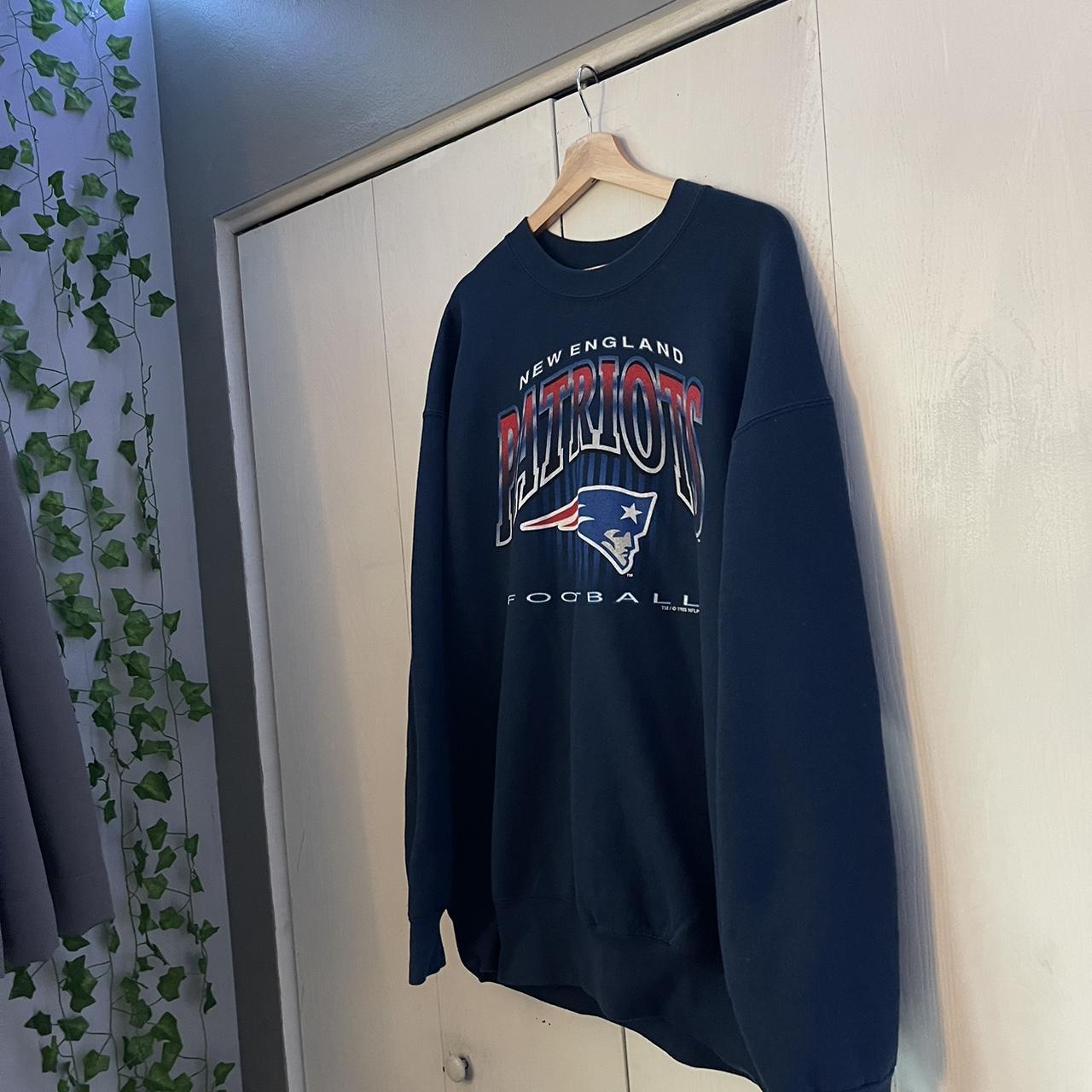 Vintage 90s New England Patriots crewneck - Depop